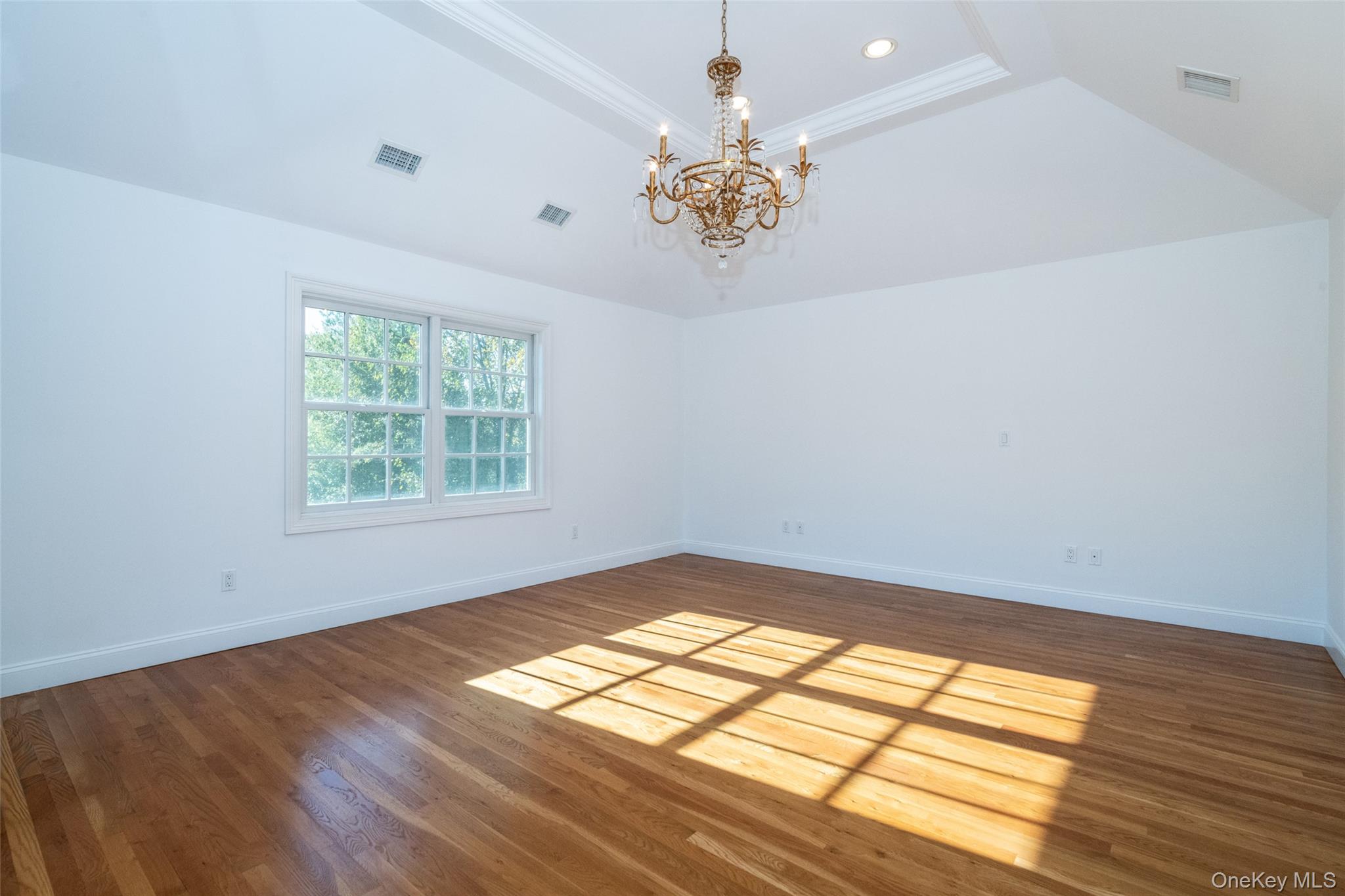 1 Mill Pond Lane, New Rochelle, NY 10805