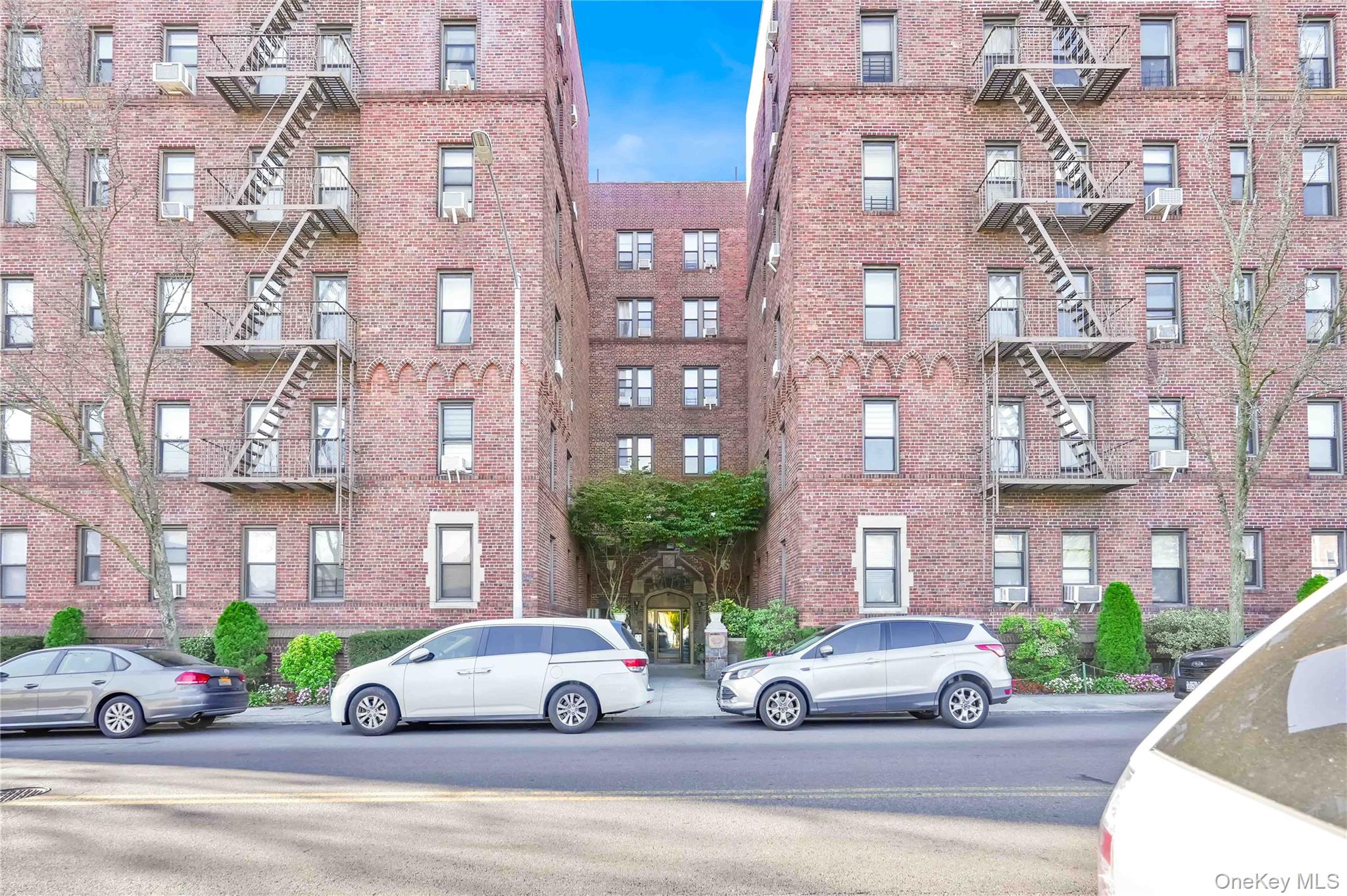167-10 Crocheron Avenue # 1F, Flushing, NY 11358