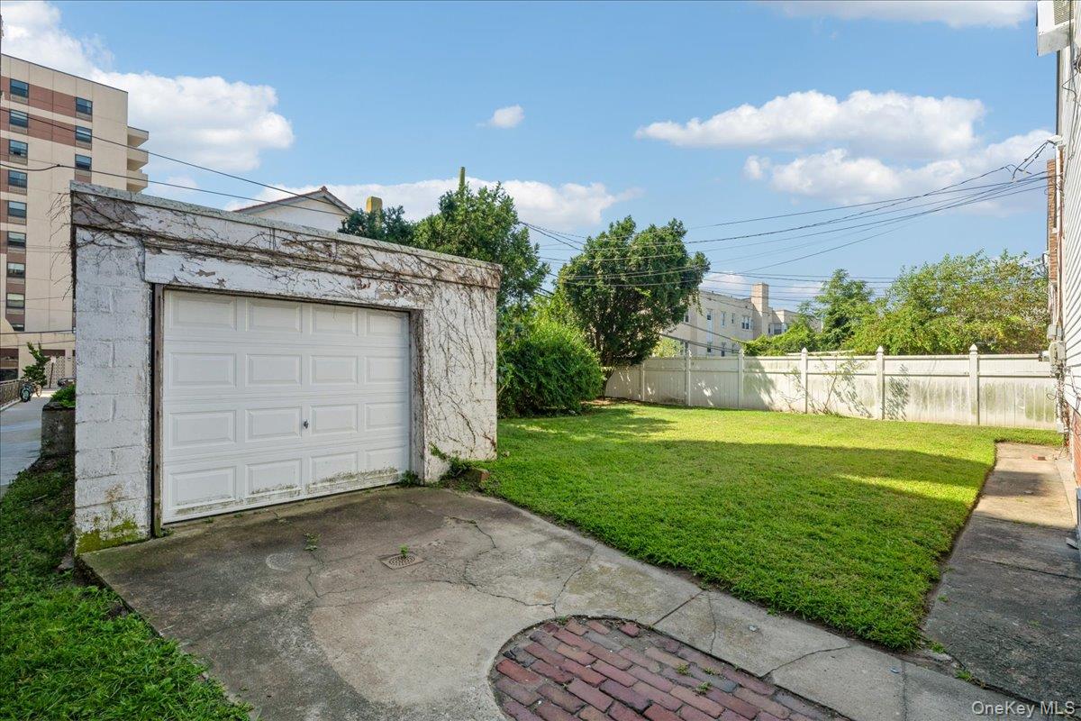 370 E Broadway, Long Beach, NY 11561