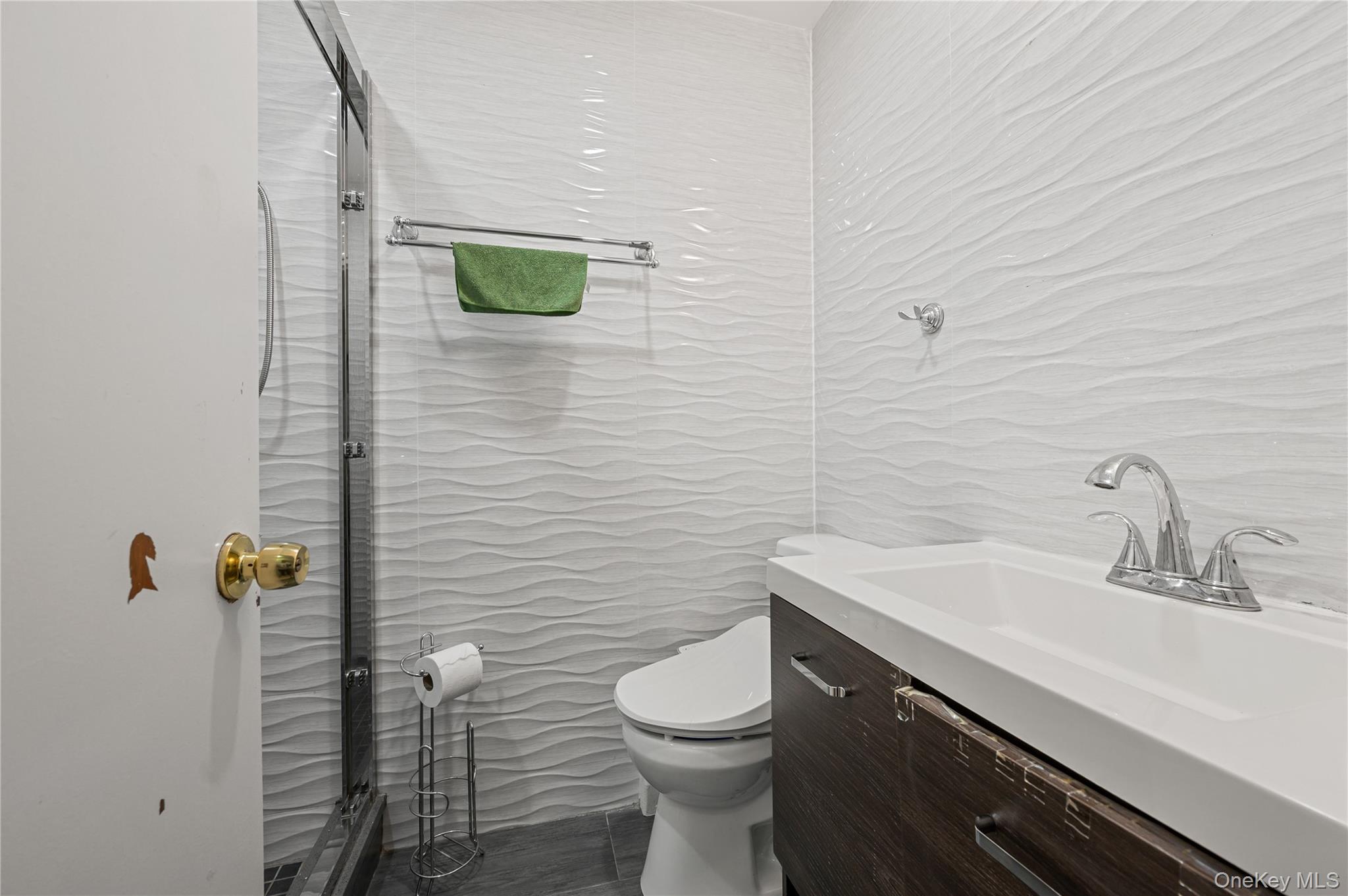 152-10 Peck Avenue, Flushing, NY 11355