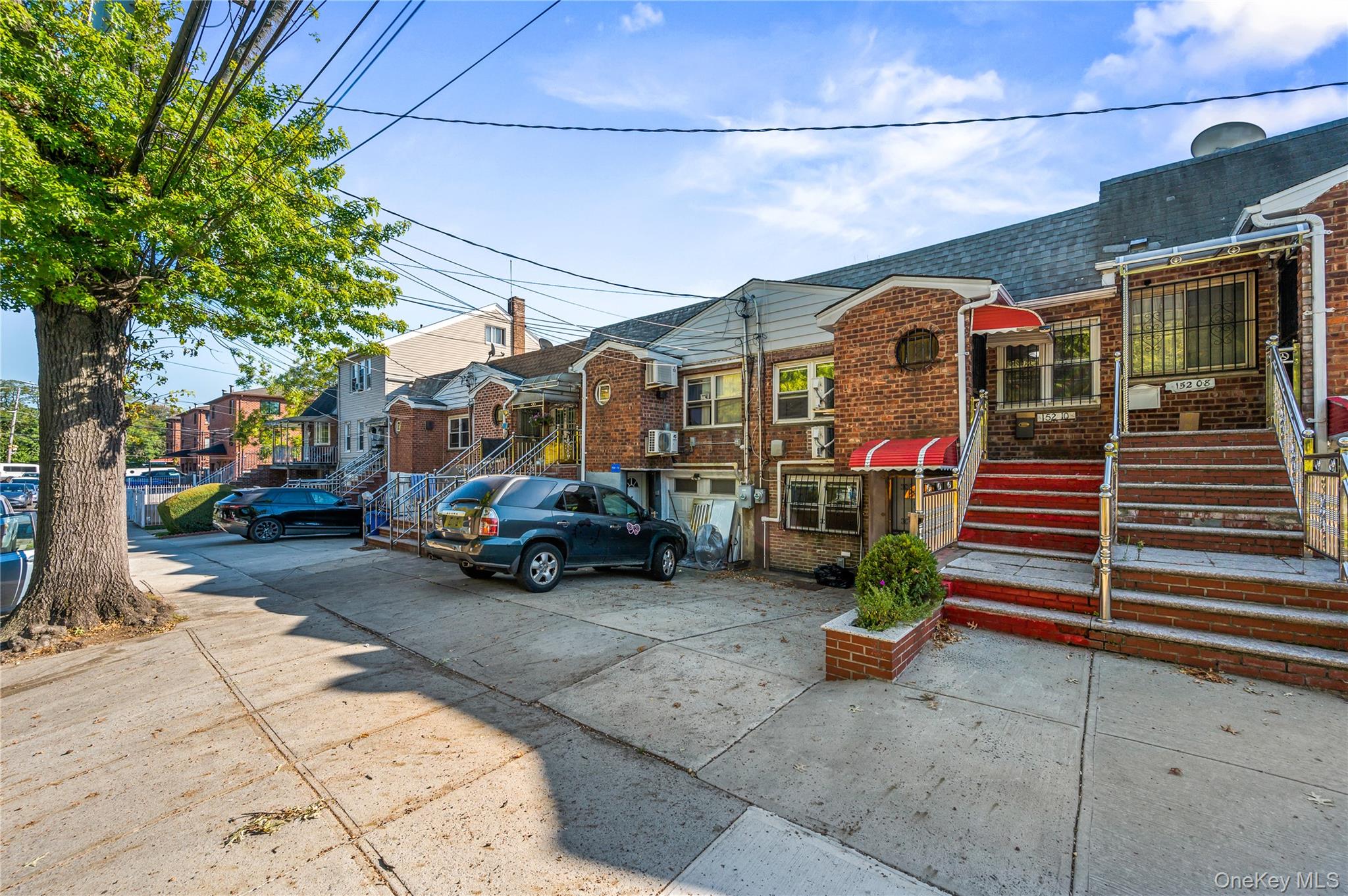 152-10 Peck Avenue, Flushing, NY 11355