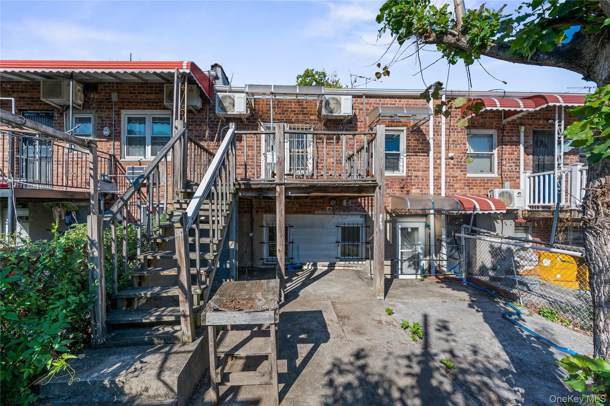 152-10 Peck Avenue, Flushing, NY 11355