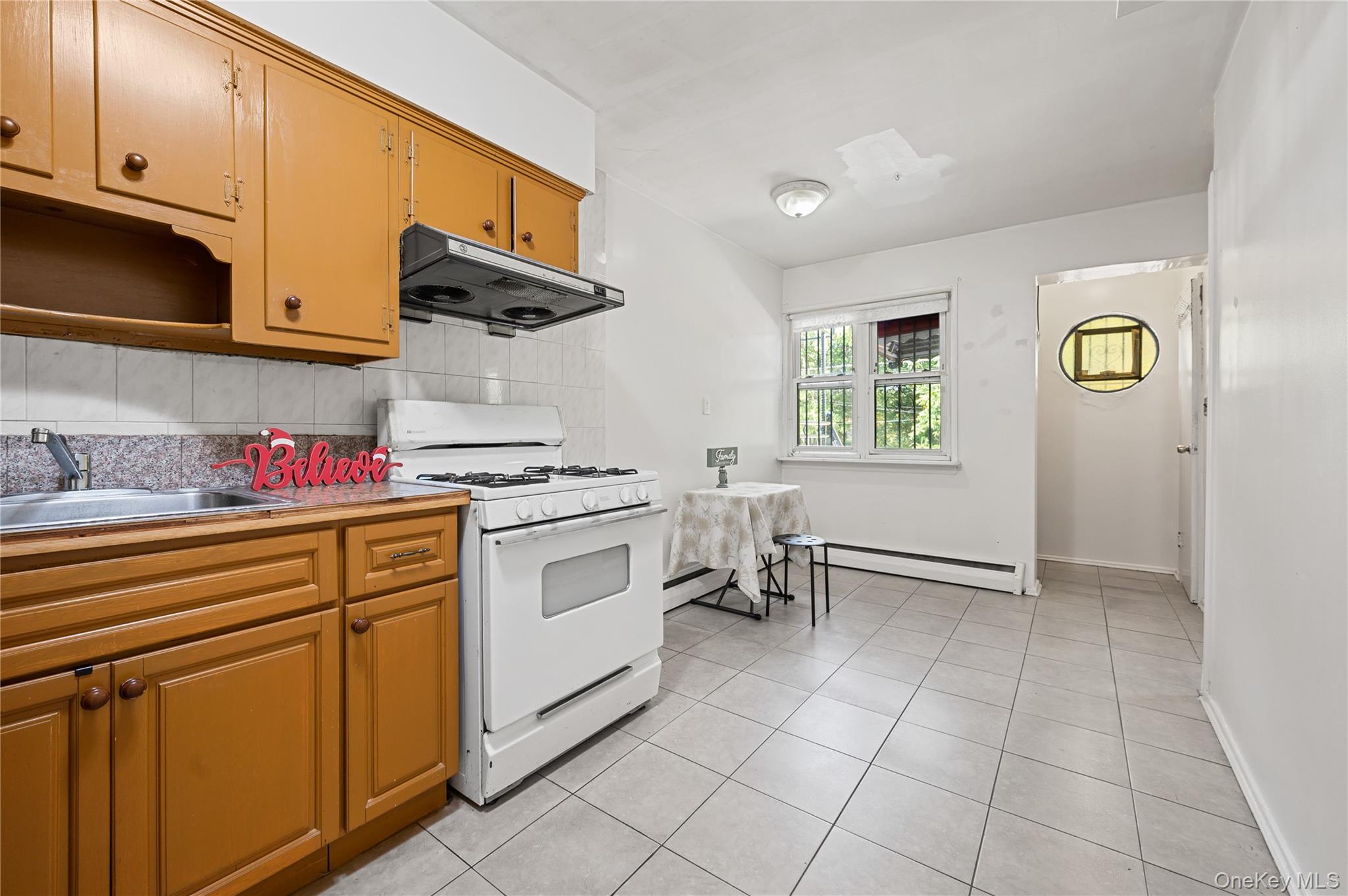 152-10 Peck Avenue, Flushing, NY 11355