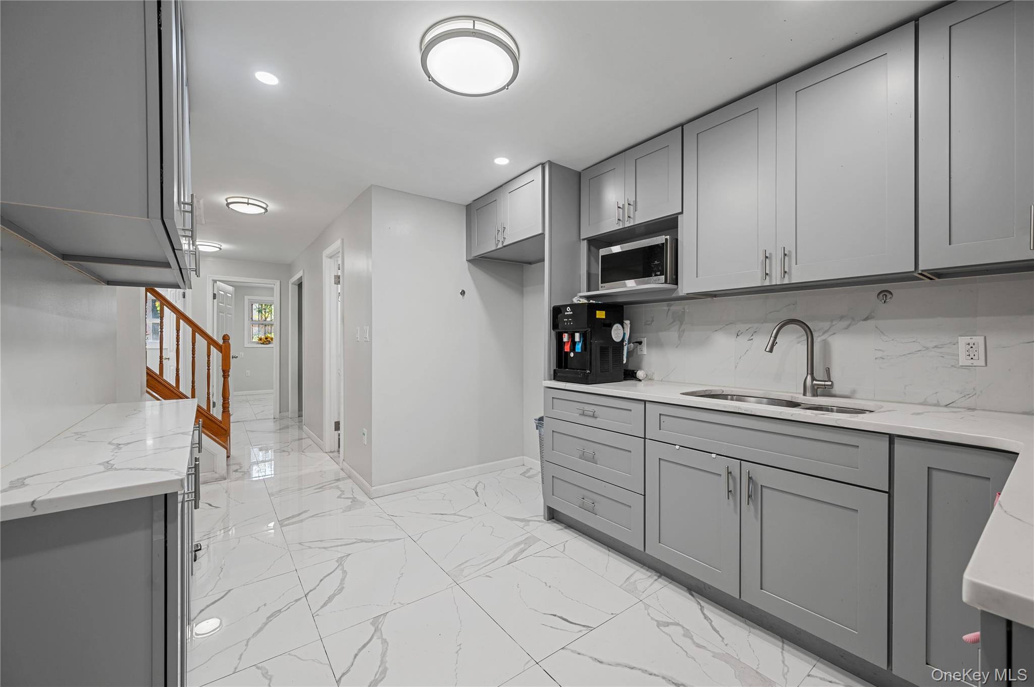 152-10 Peck Avenue, Flushing, NY 11355