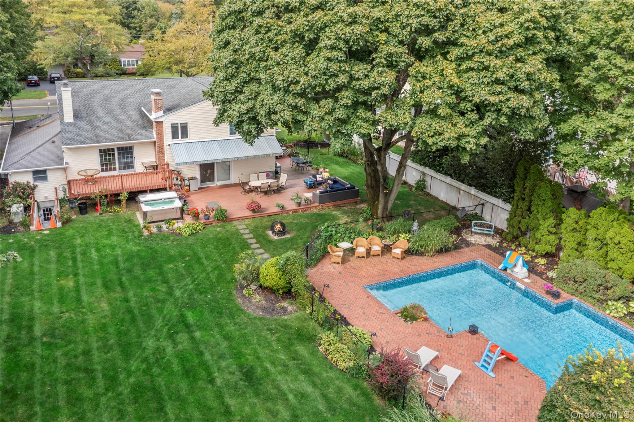 48 Cedar Road, East Northport, NY 11731