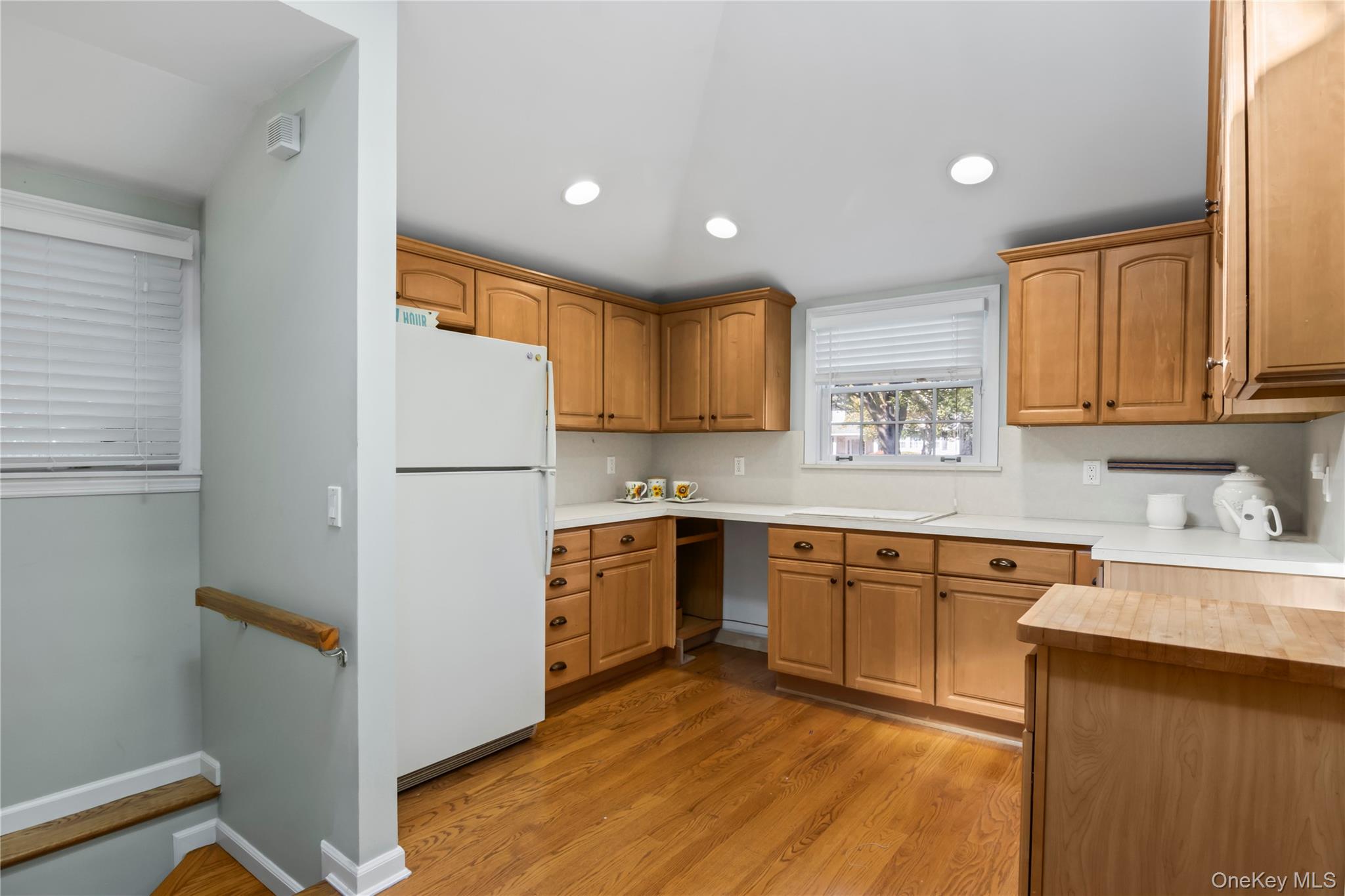 48 Cedar Road, East Northport, NY 11731