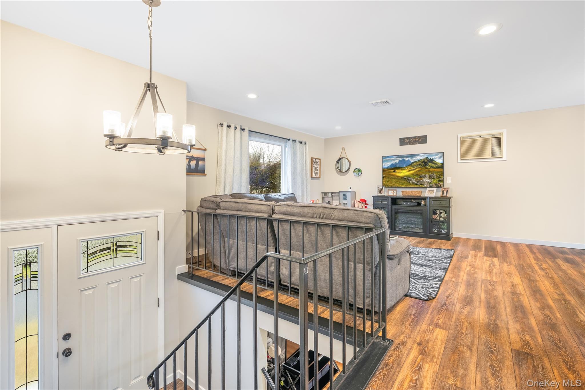 45 Raker Road, Poughkeepsie, NY 12603