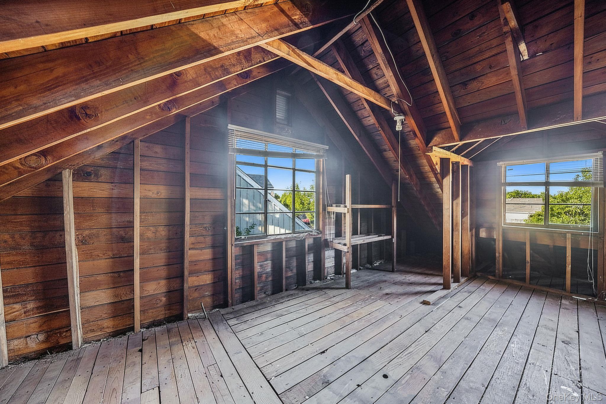 43 Shortridge Drive, Mineola, NY 11501