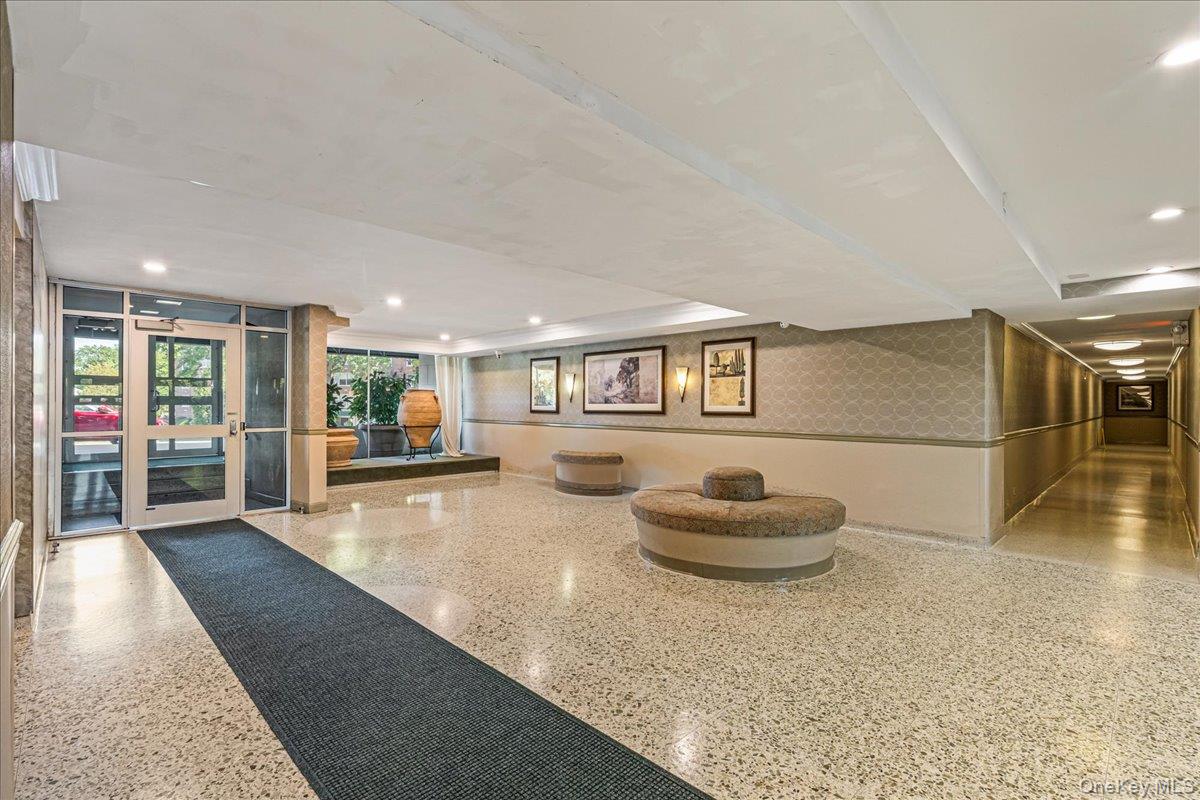 211-10 18th Avenue # 5J, Bayside, NY 11360