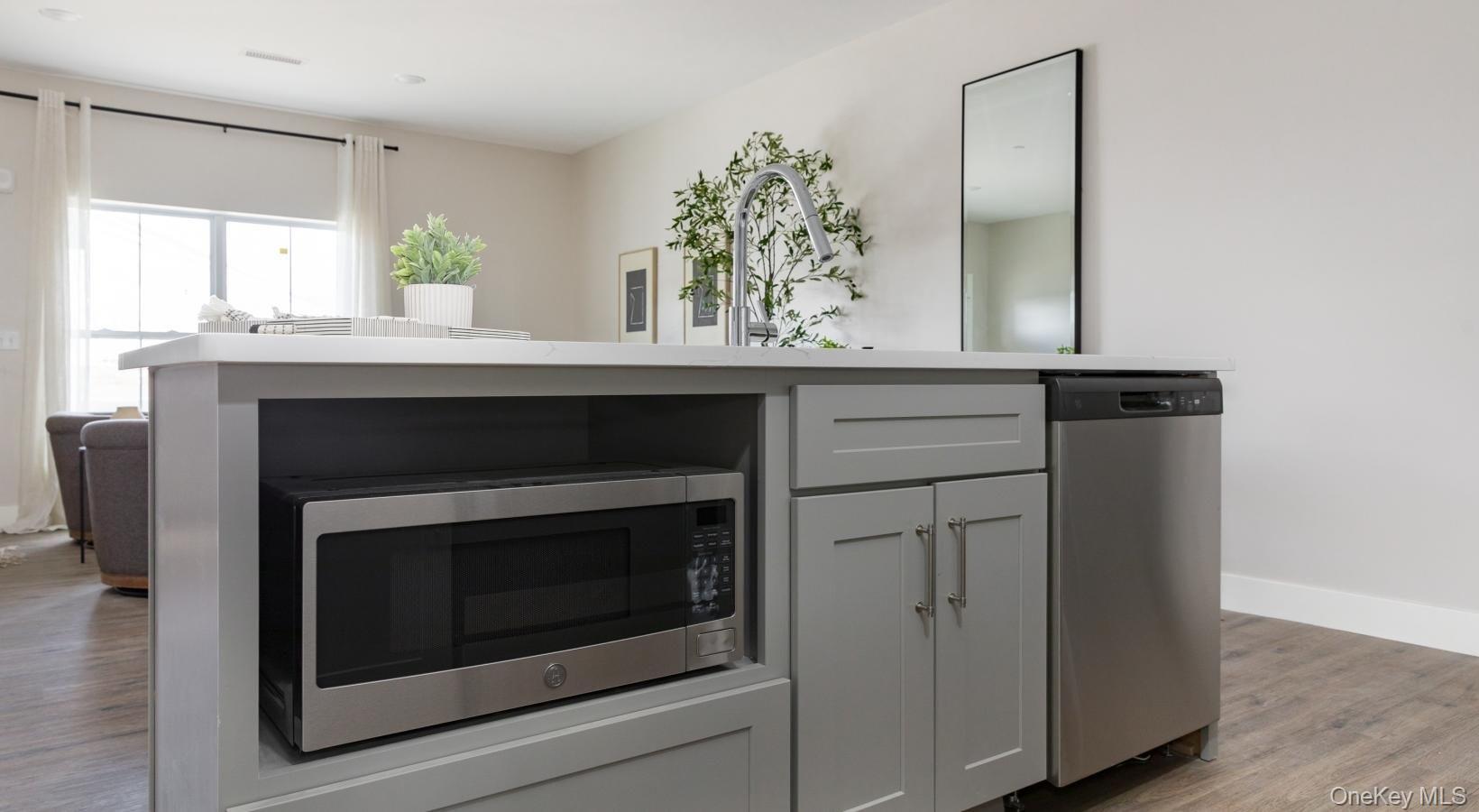 3 Hudson West Drive # 323, Marlboro, NY 12542