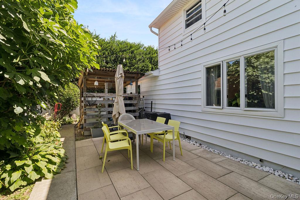 1 Leo Street, Patchogue, NY 11772