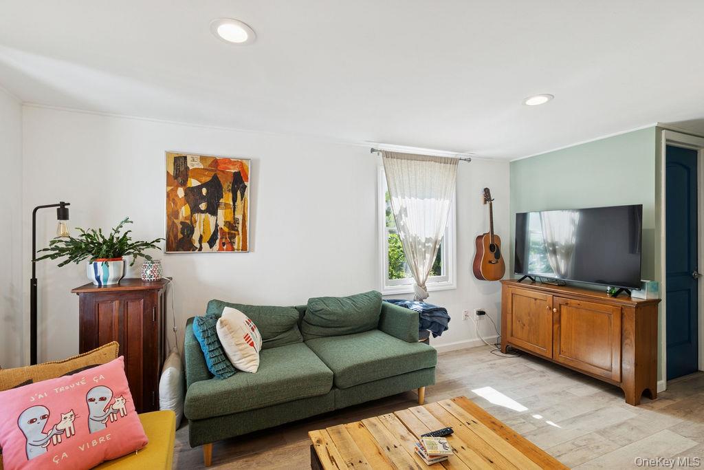 1 Leo Street, Patchogue, NY 11772