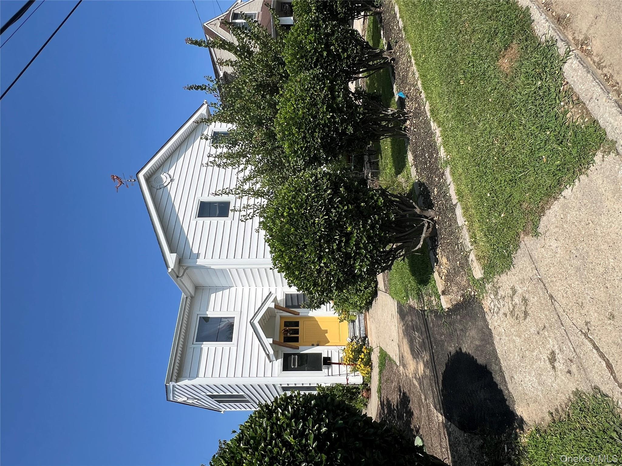 1 Leo Street, Patchogue, NY 11772