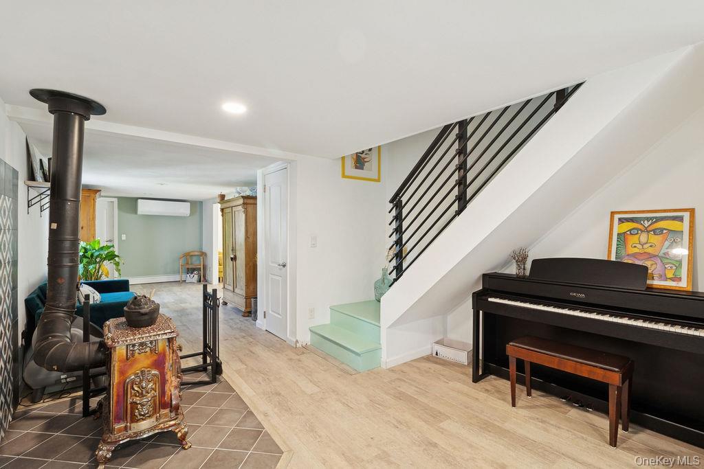 1 Leo Street, Patchogue, NY 11772