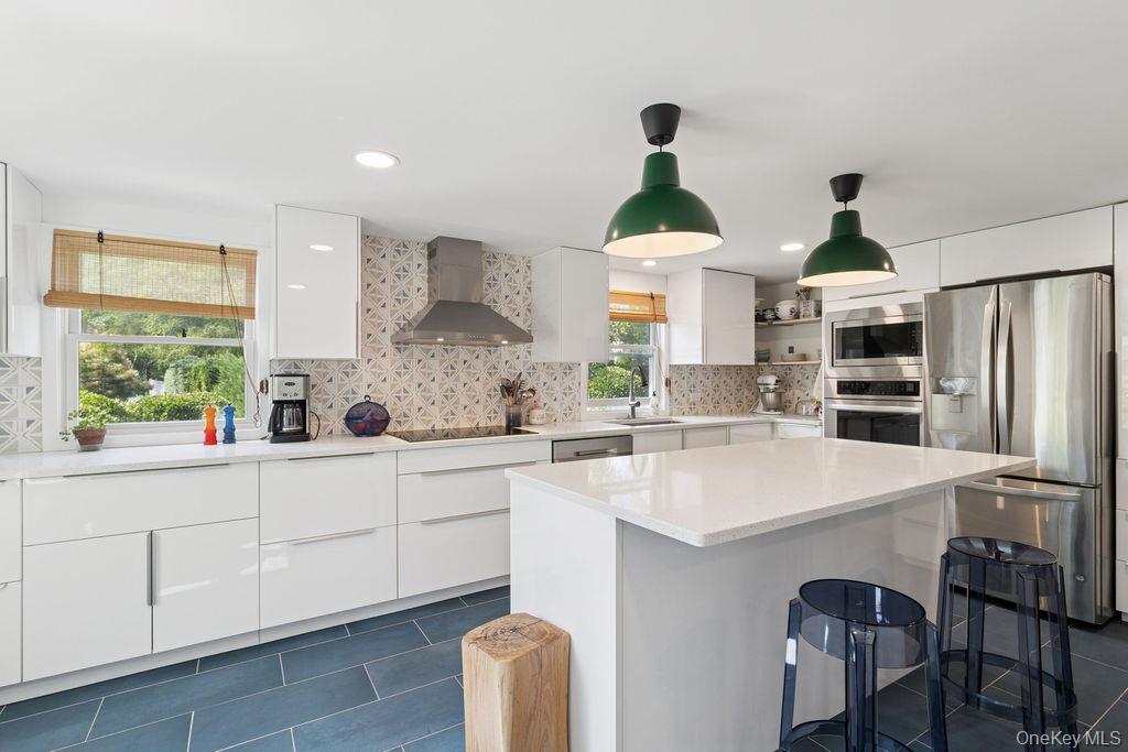 1 Leo Street, Patchogue, NY 11772