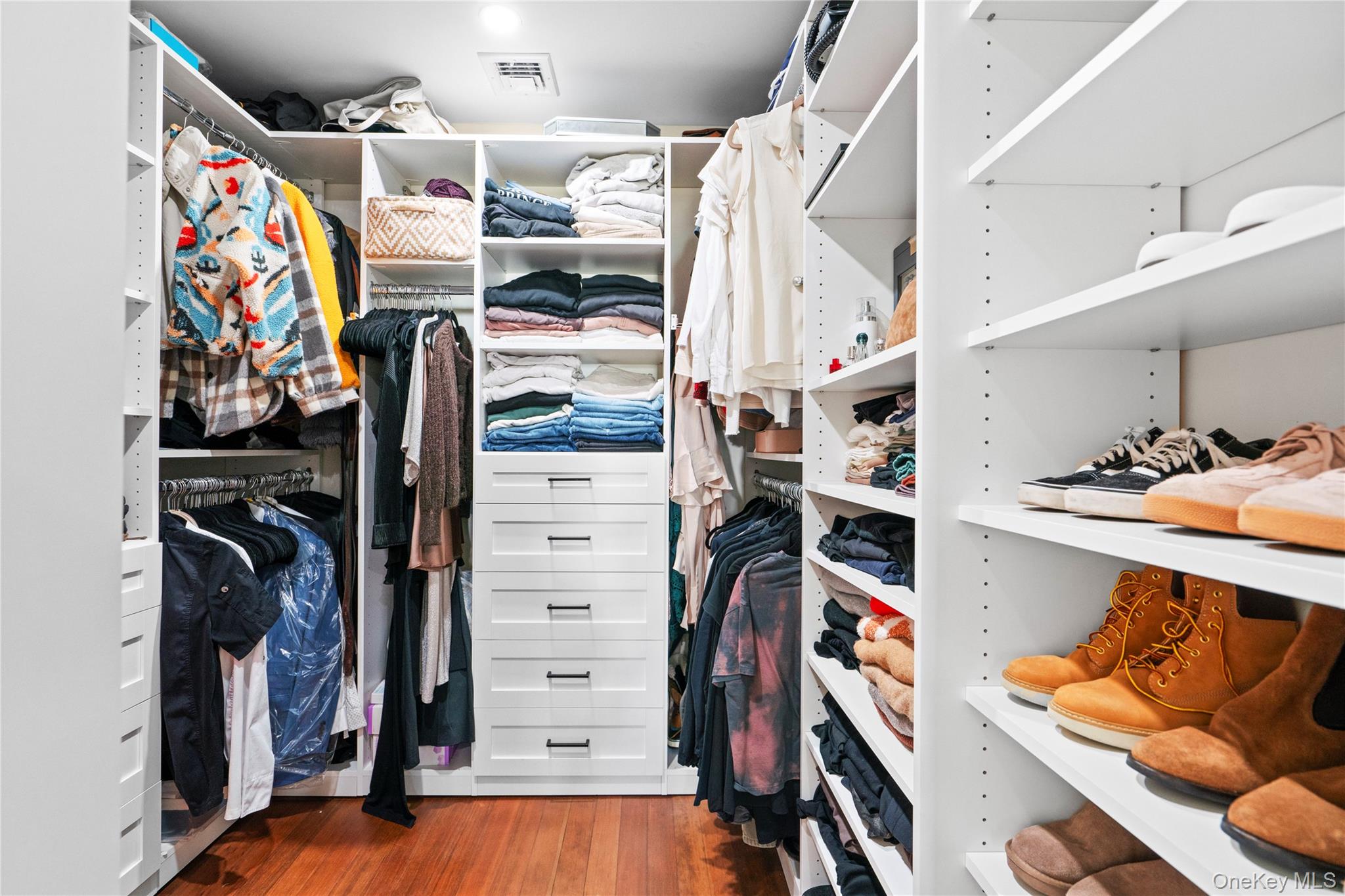 276 Bay Avenue, Patchogue, NY 11772