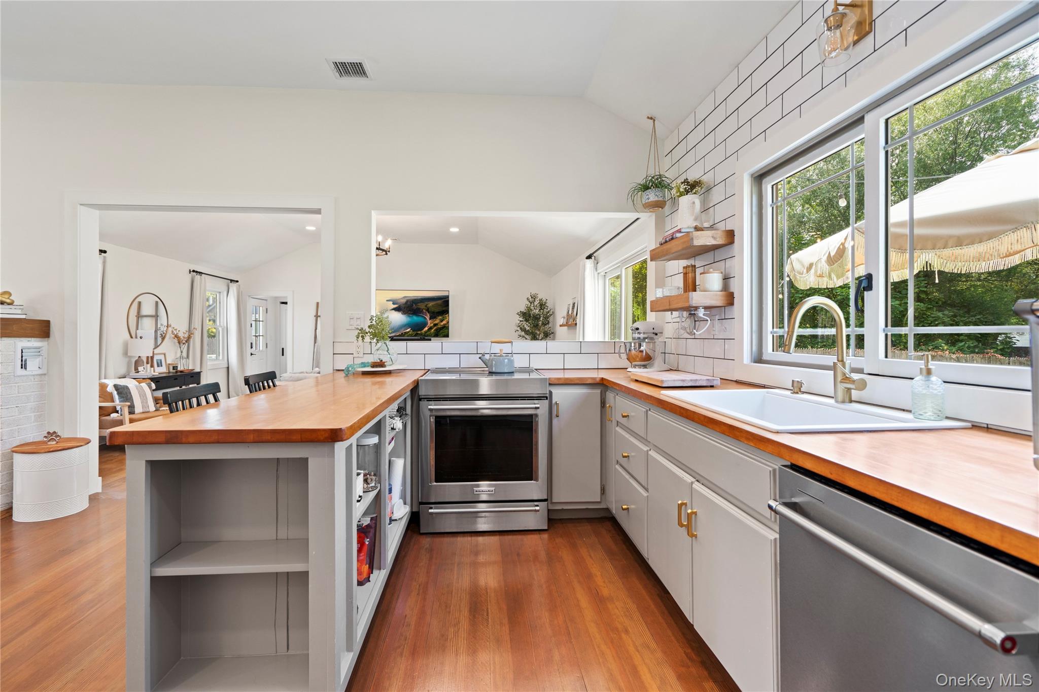 276 Bay Avenue, Patchogue, NY 11772