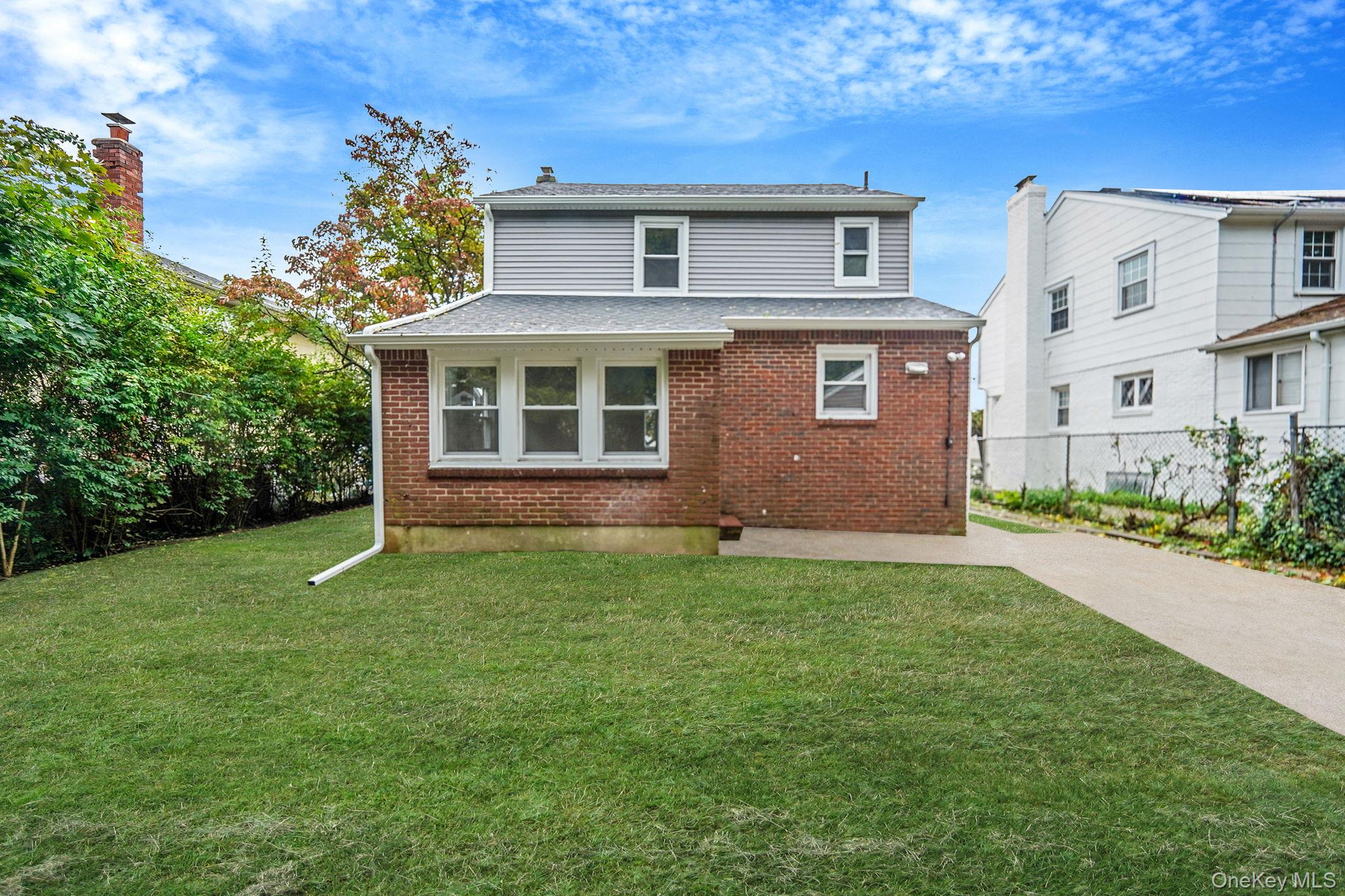 132 Duncan Road, Hempstead, NY 11550