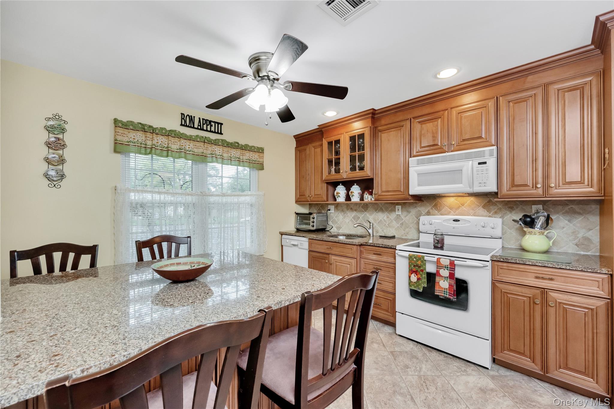 412B Weymouth Court, Ridge, NY 11961