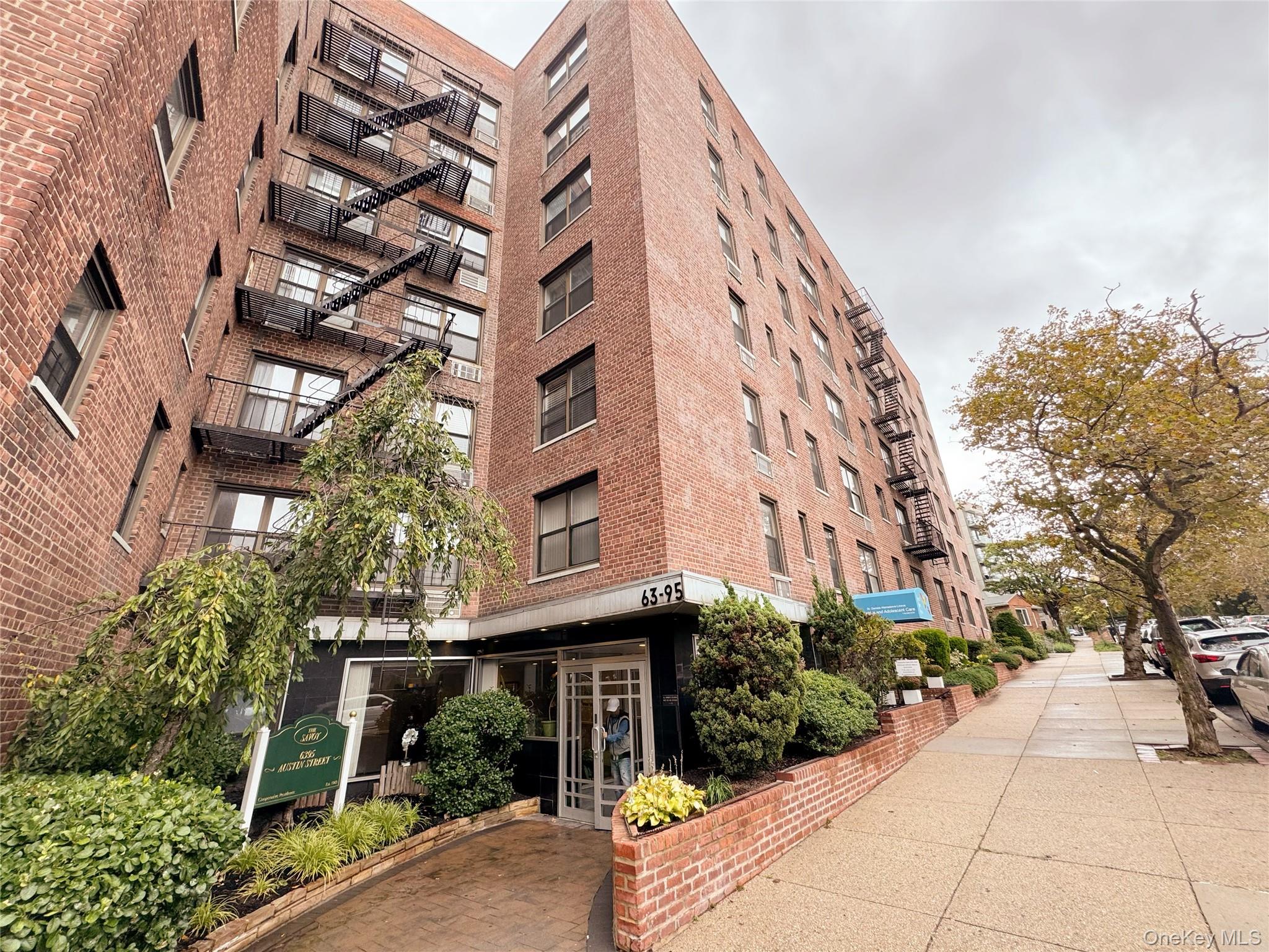 6395 Austin Street # 2F, Rego Park, NY 11374