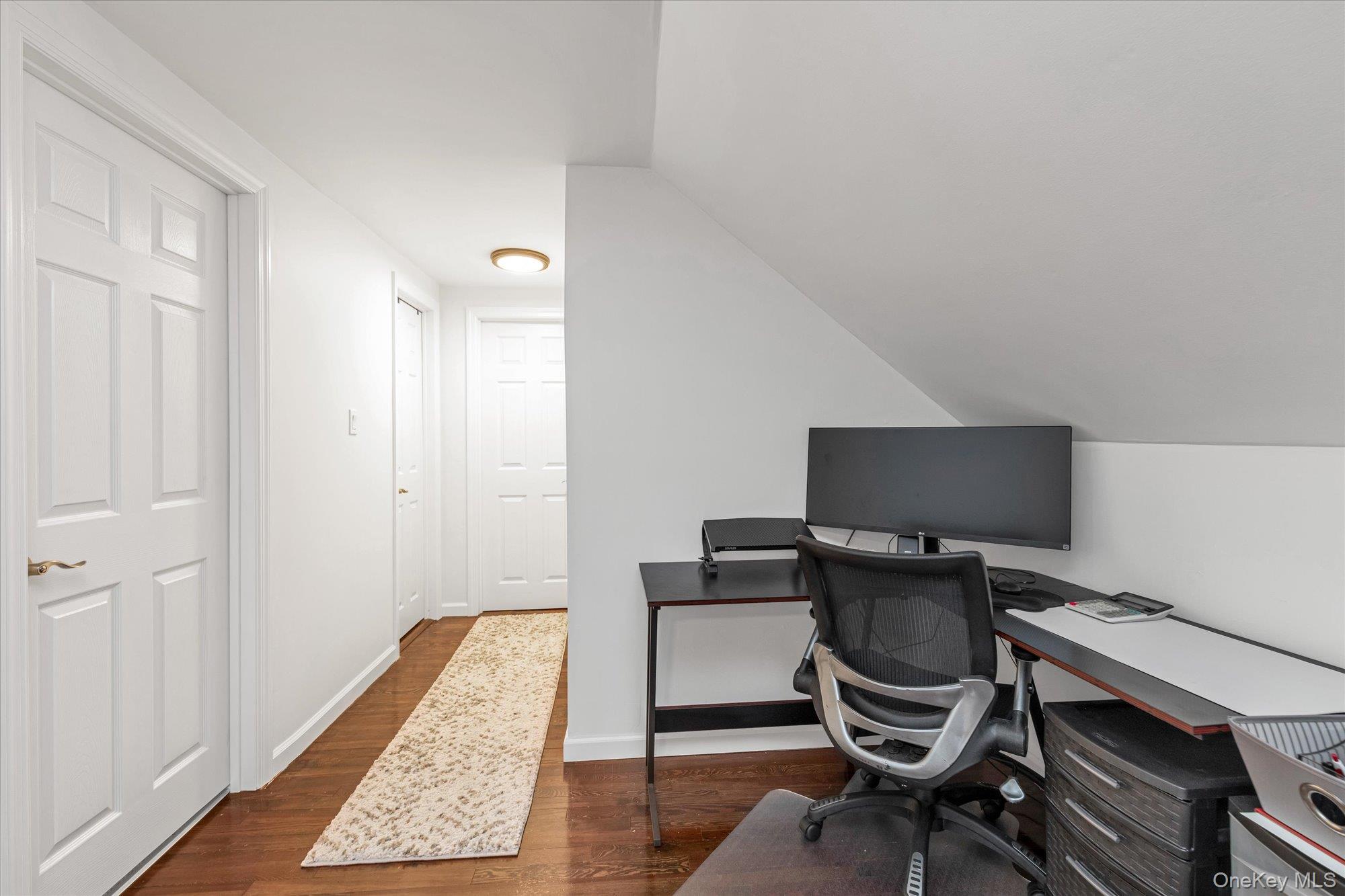 35 Burling Lane S, West Islip, NY 11795