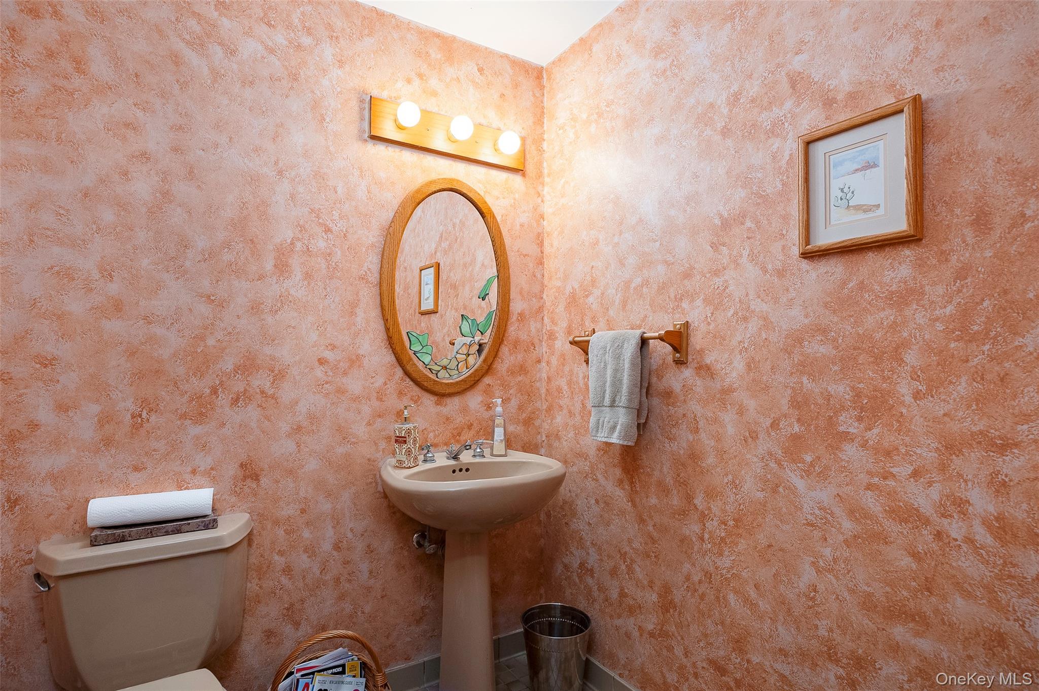 2 English Way, Pleasant Valley, NY 12569