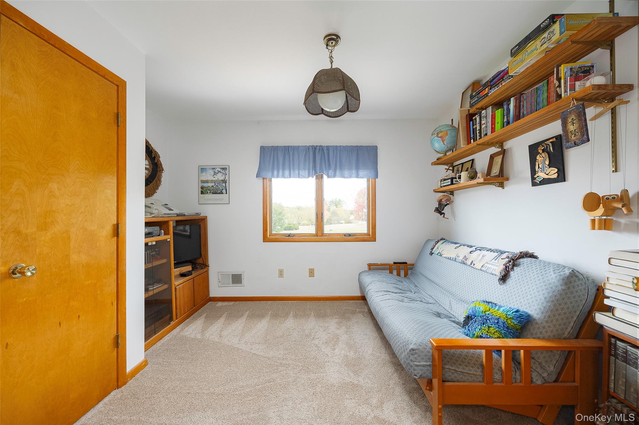 2 English Way, Pleasant Valley, NY 12569