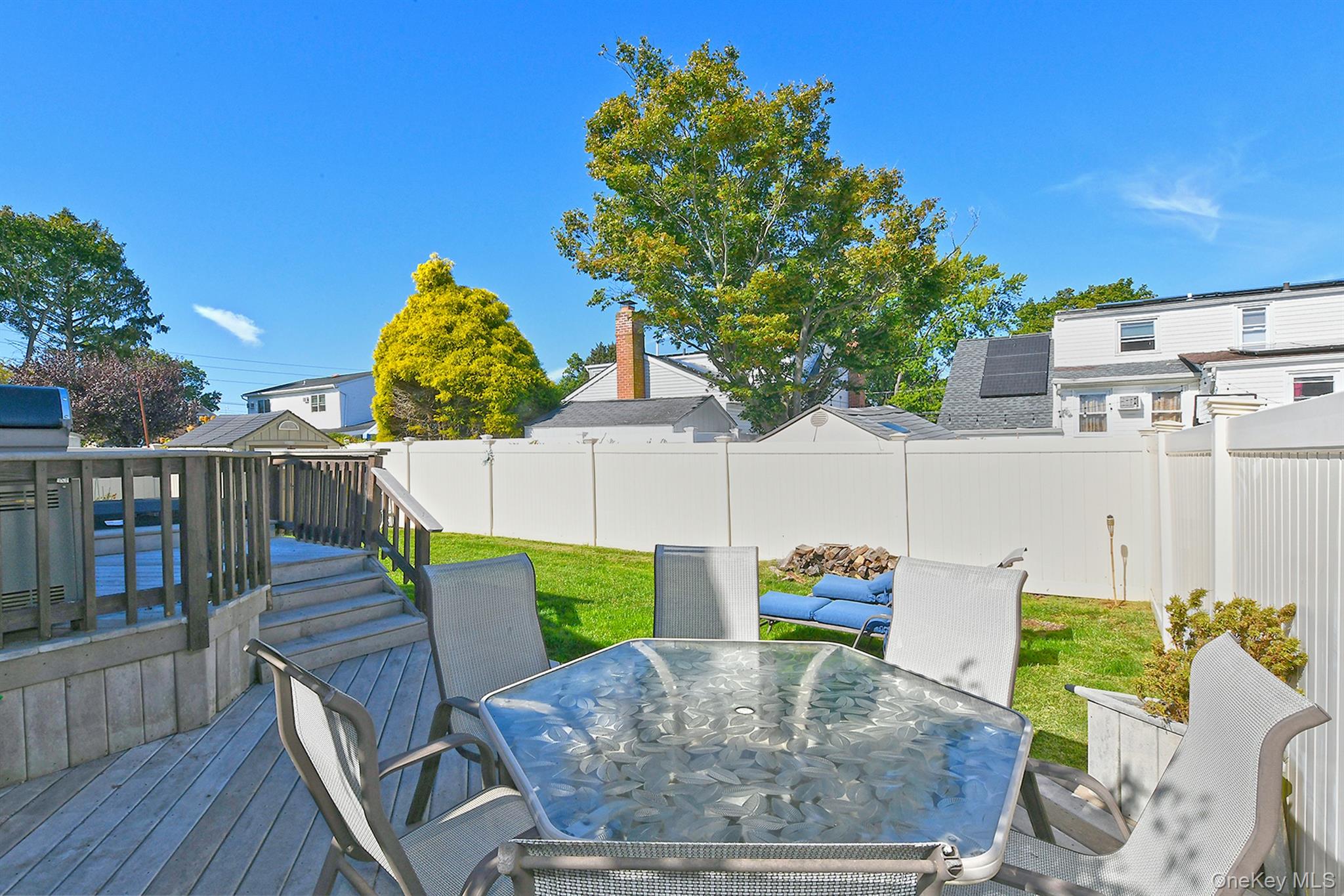 2499 3rd Avenue, East Meadow, NY 11554