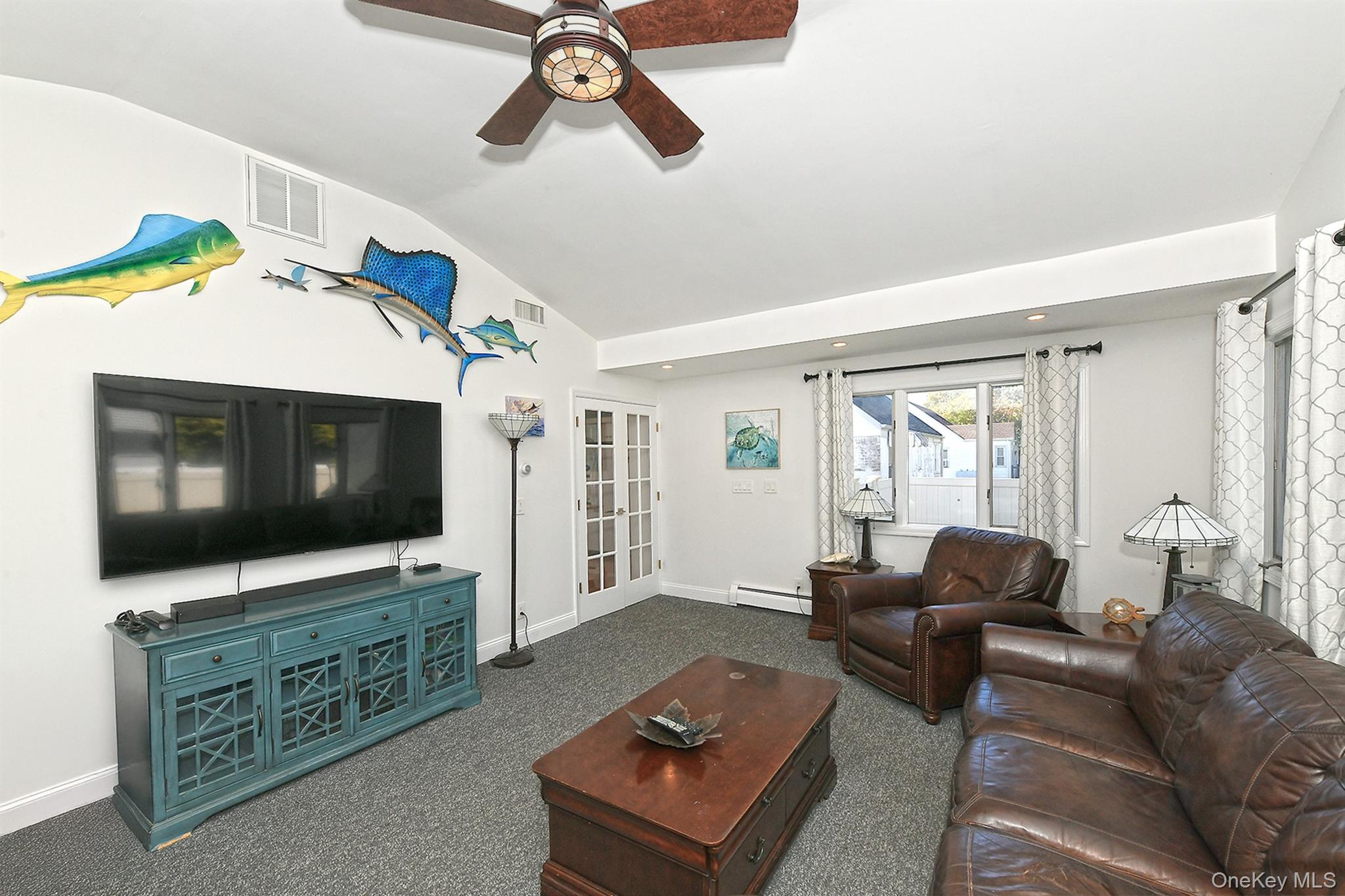 2499 3rd Avenue, East Meadow, NY 11554