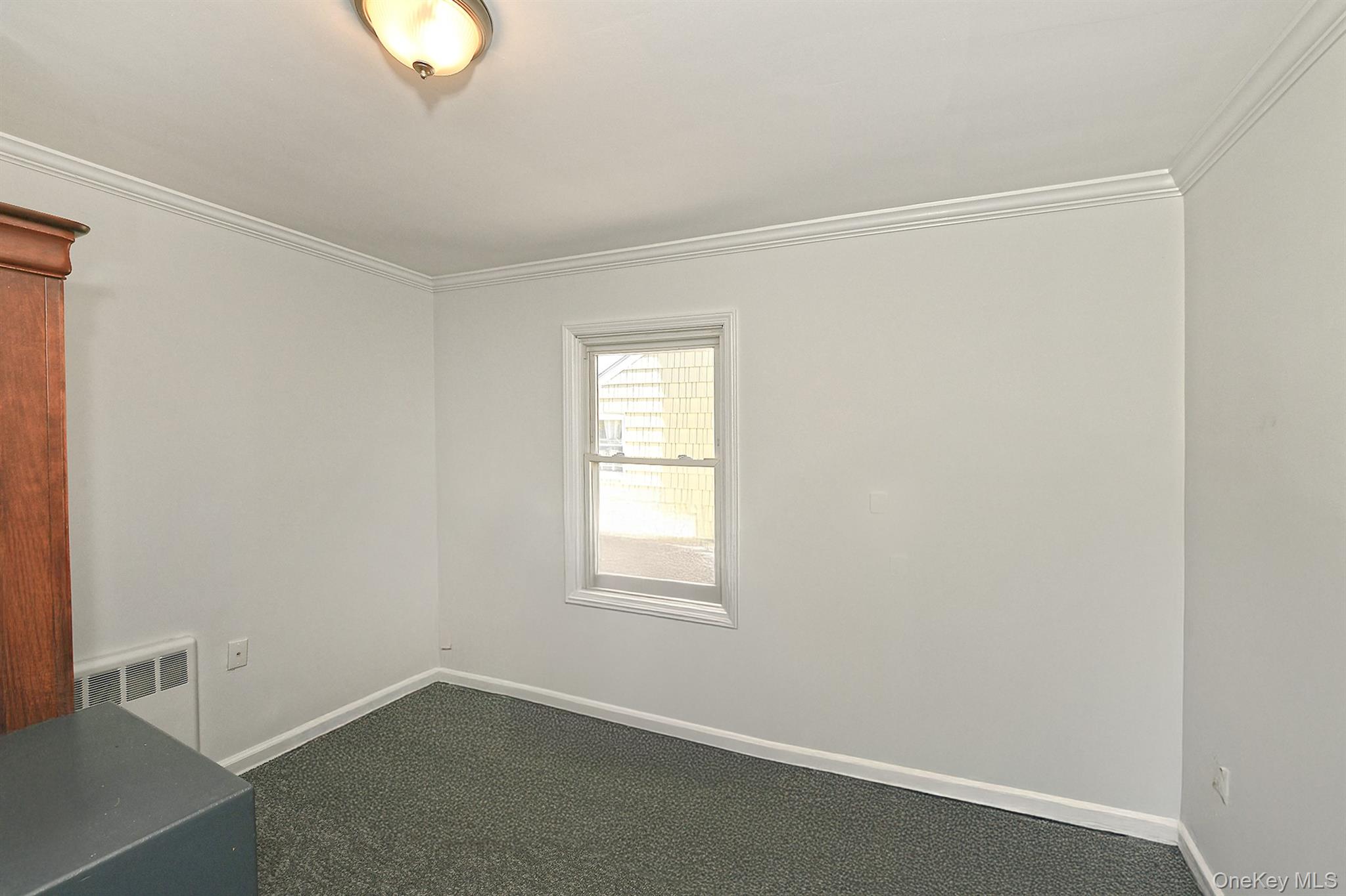 2499 3rd Avenue, East Meadow, NY 11554