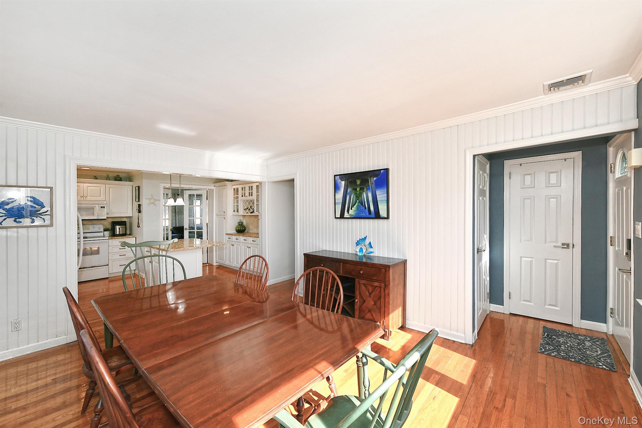 2499 3rd Avenue, East Meadow, NY 11554