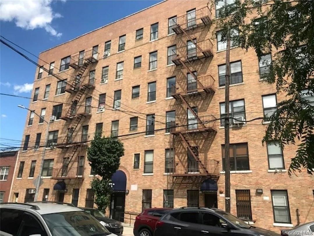 2024 Hughes Avenue # 3D, Bronx, NY 10457