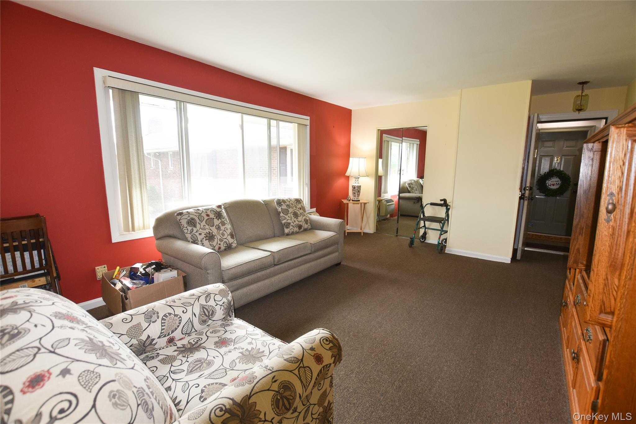 112 Edmunton Drive # C4, North Babylon, NY 11703