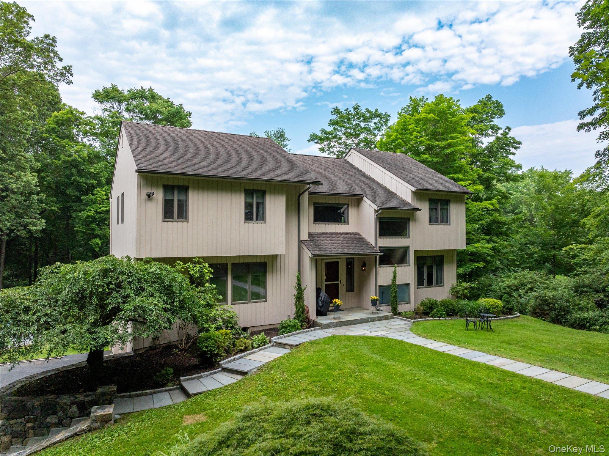 7 Dayton Drive, Somers, NY 10589