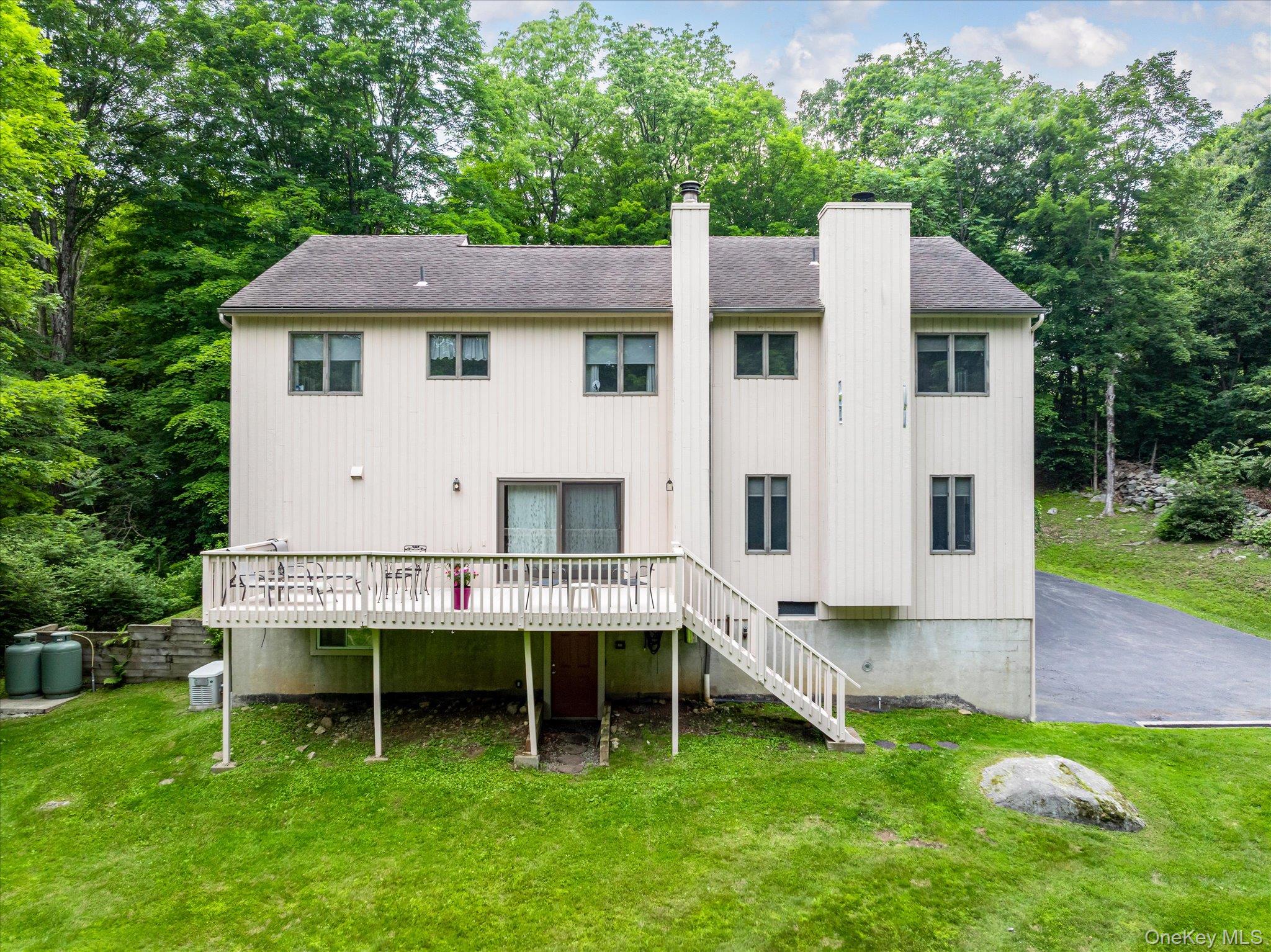 7 Dayton Drive, Somers, NY 10589