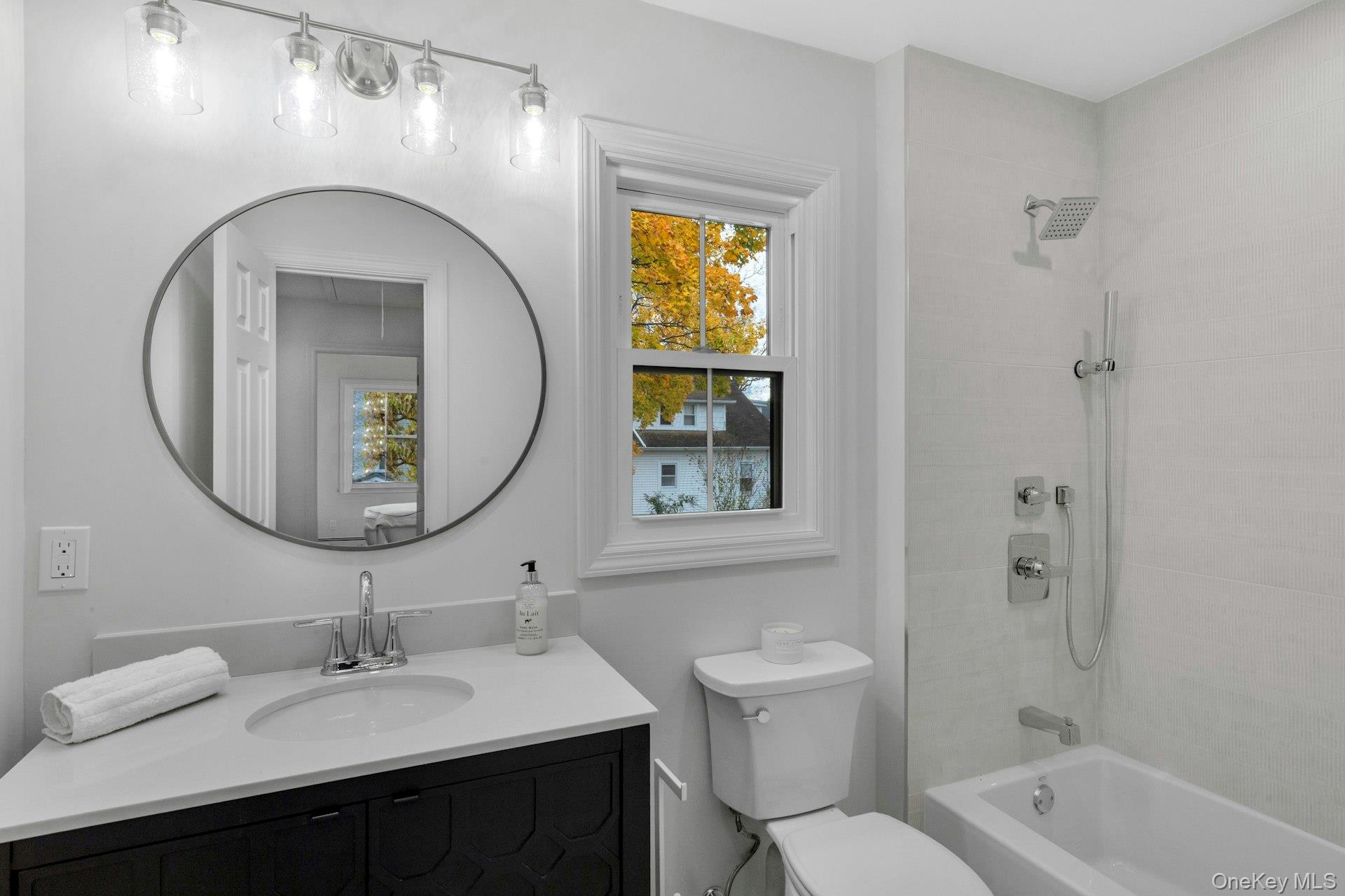 10 Poplar Avenue, Pelham, NY 10803