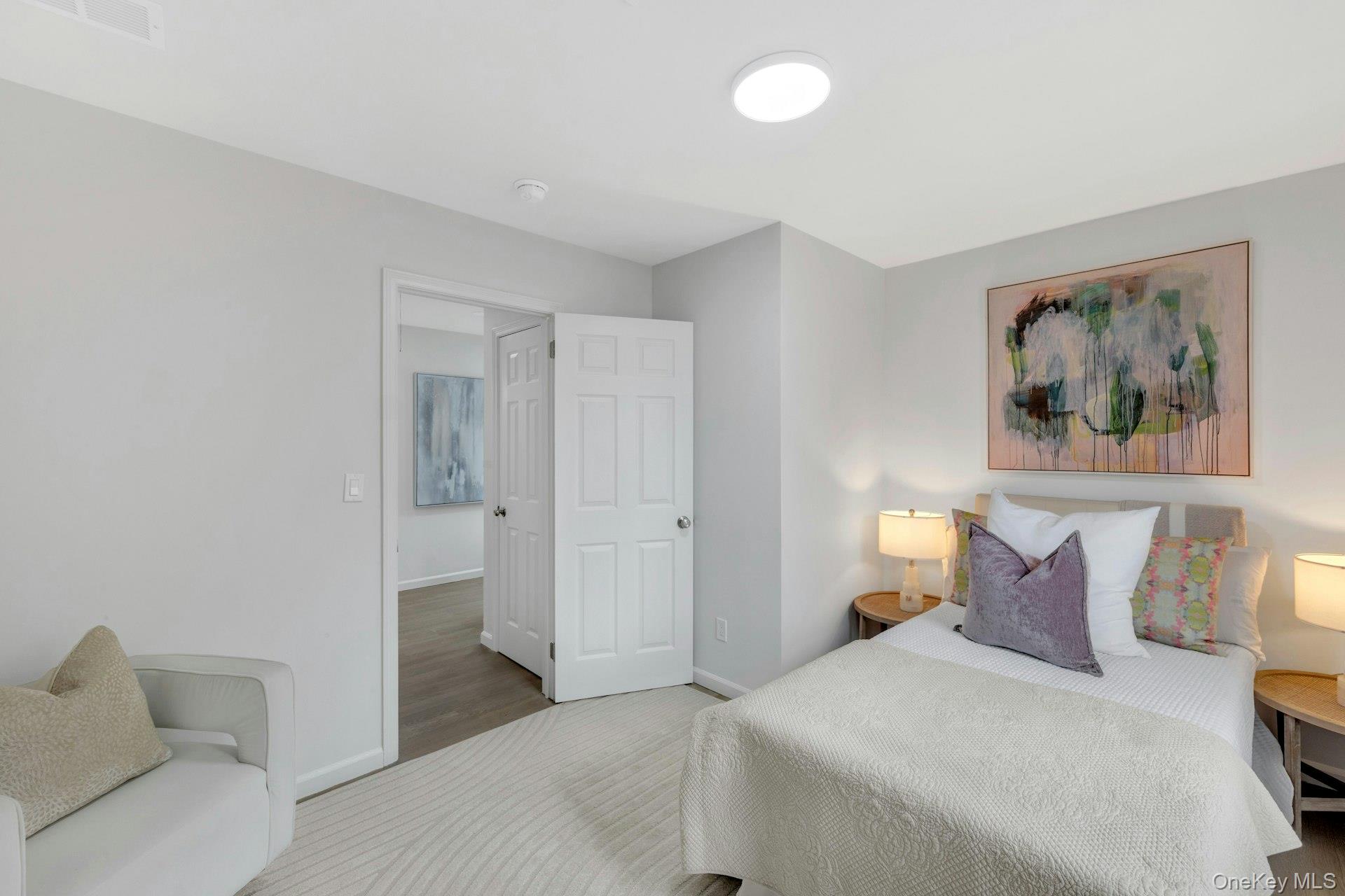 10 Poplar Avenue, Pelham, NY 10803