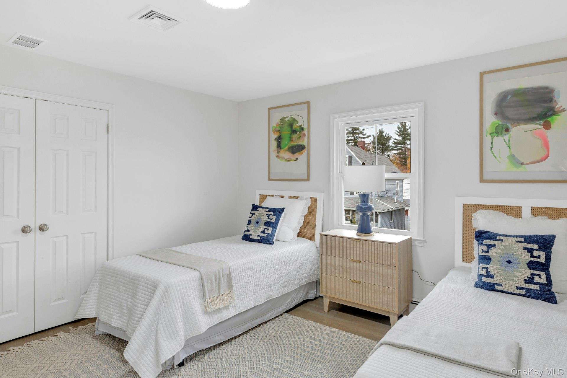 10 Poplar Avenue, Pelham, NY 10803