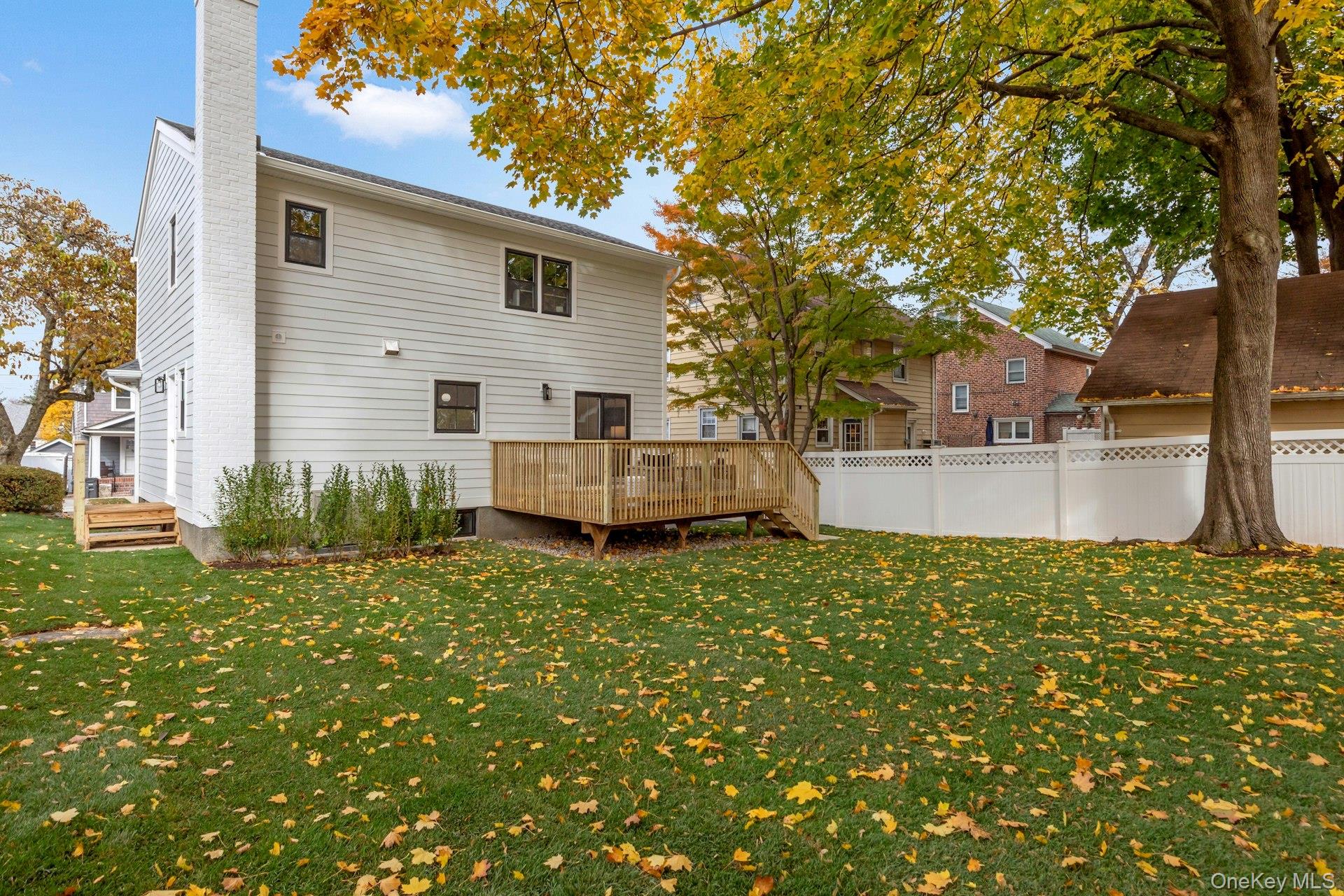 10 Poplar Avenue, Pelham, NY 10803