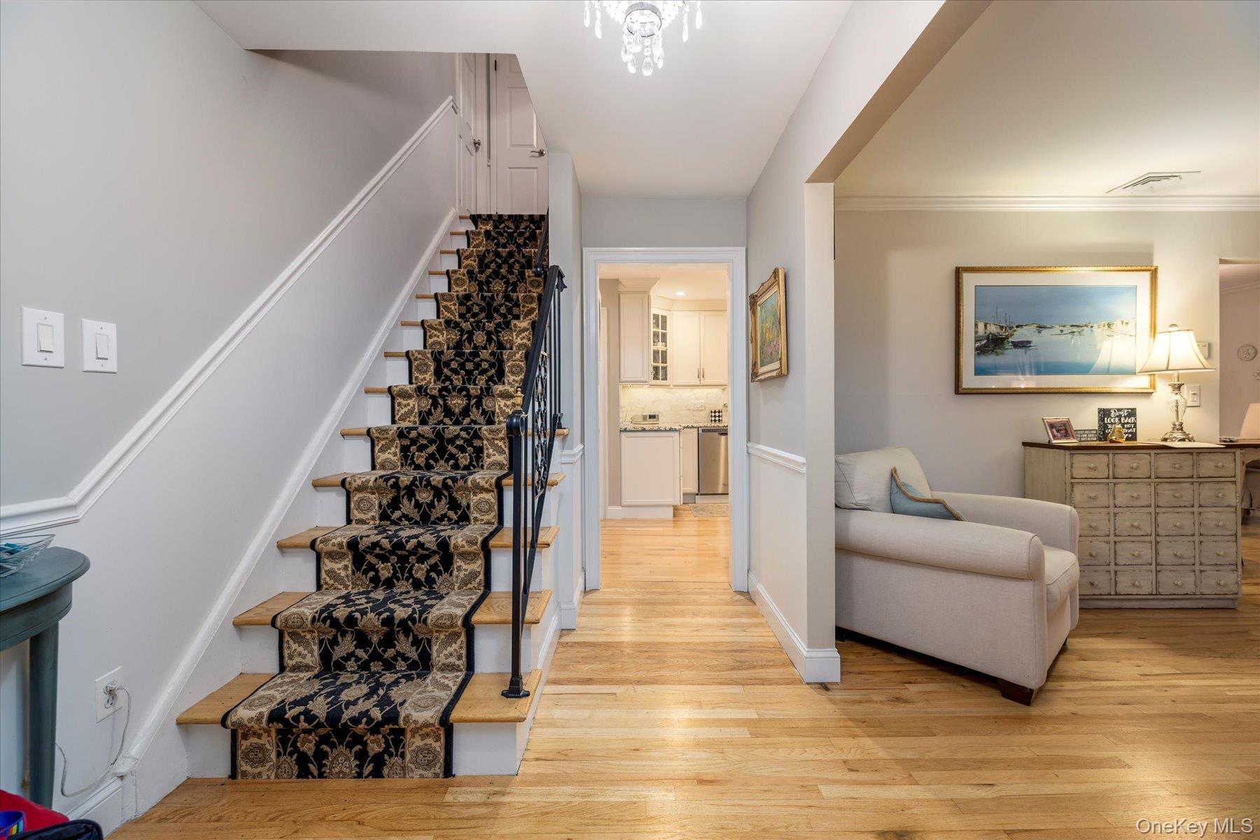 10 Princeton Street, Rockville Centre, NY 11570