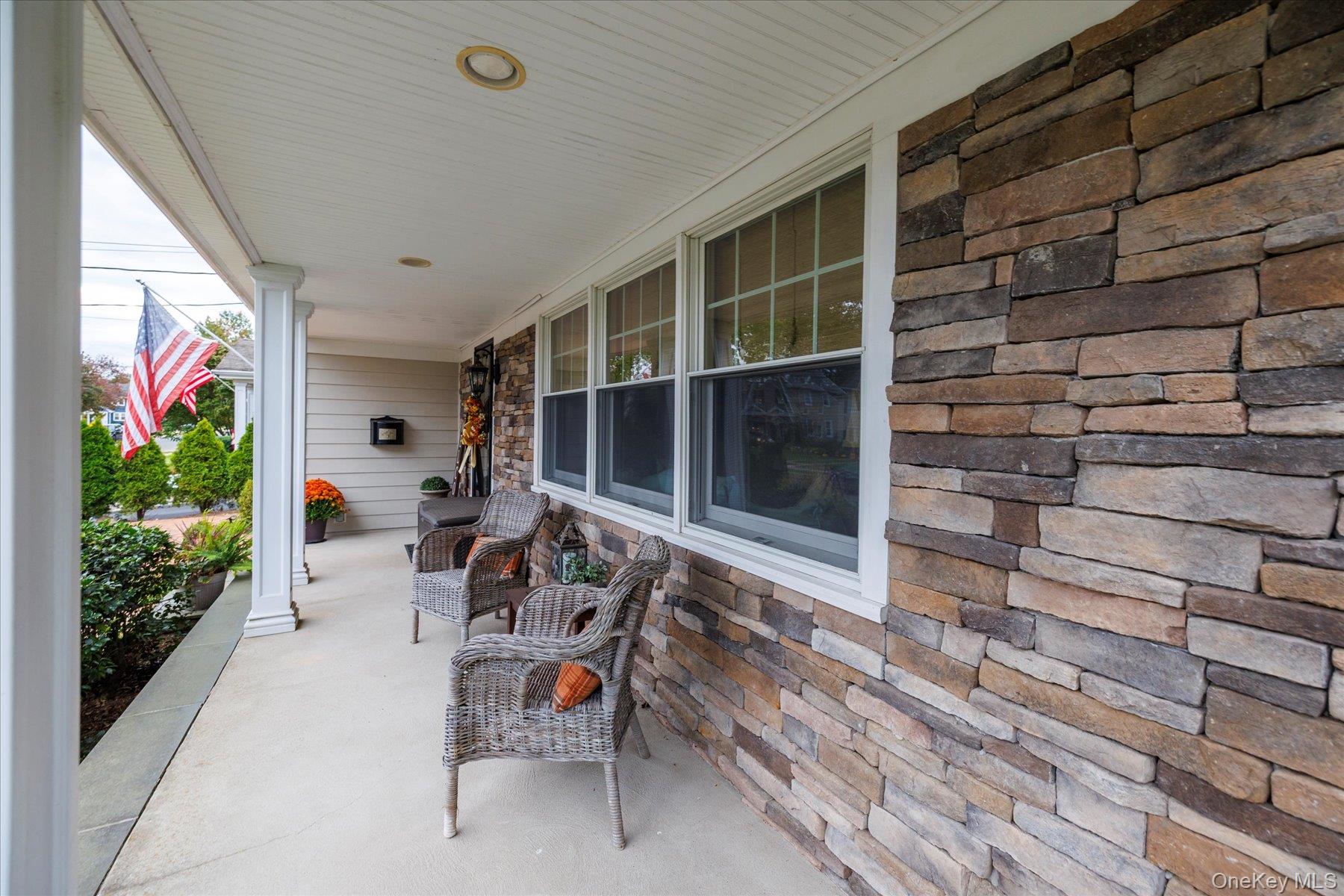 10 Princeton Street, Rockville Centre, NY 11570