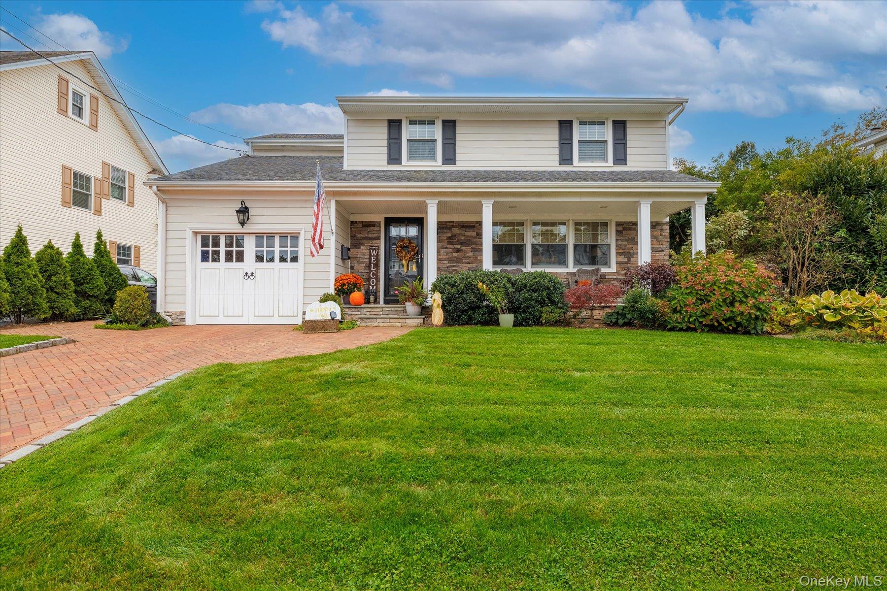 10 Princeton Street, Rockville Centre, NY 11570