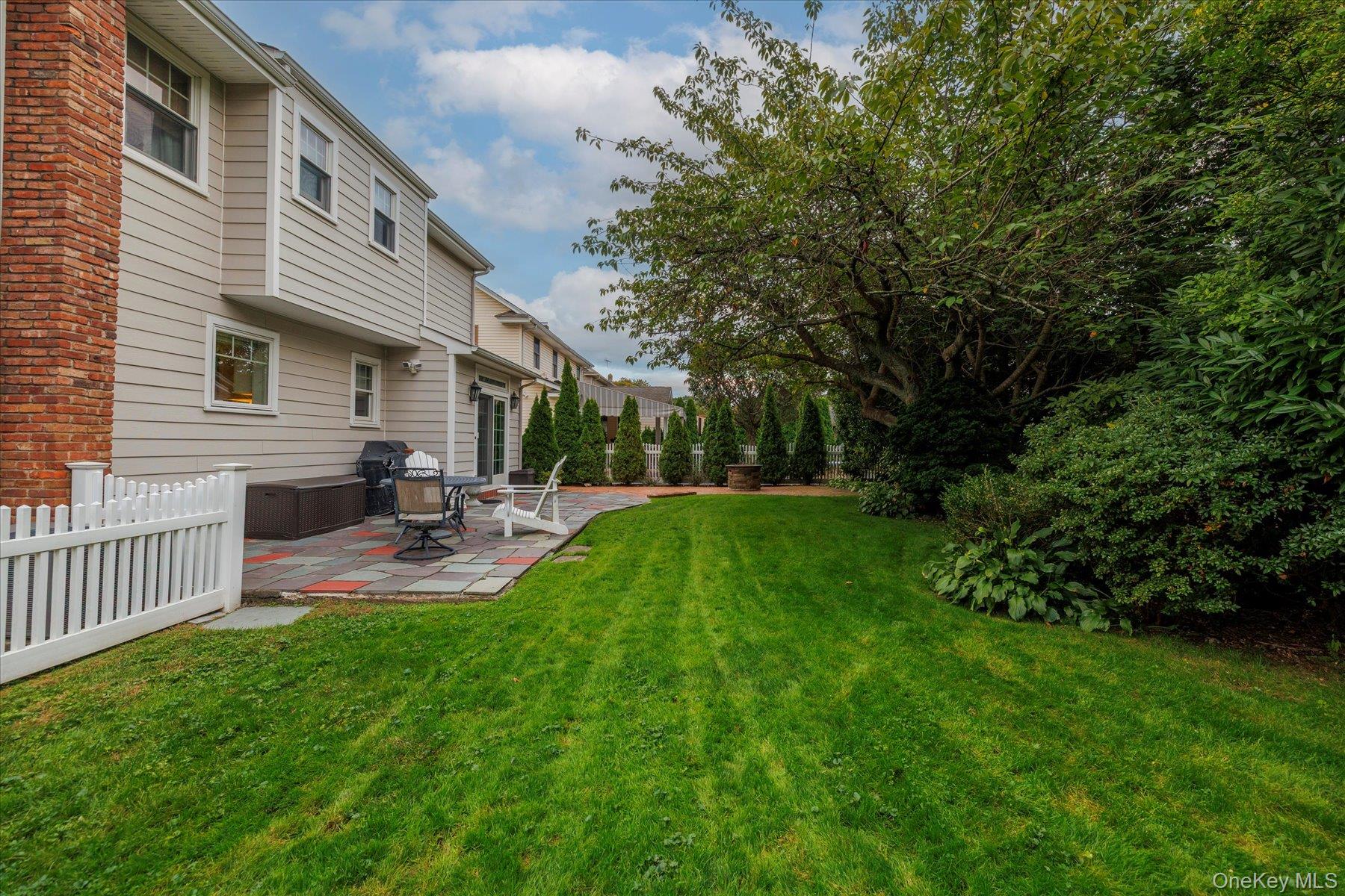 10 Princeton Street, Rockville Centre, NY 11570