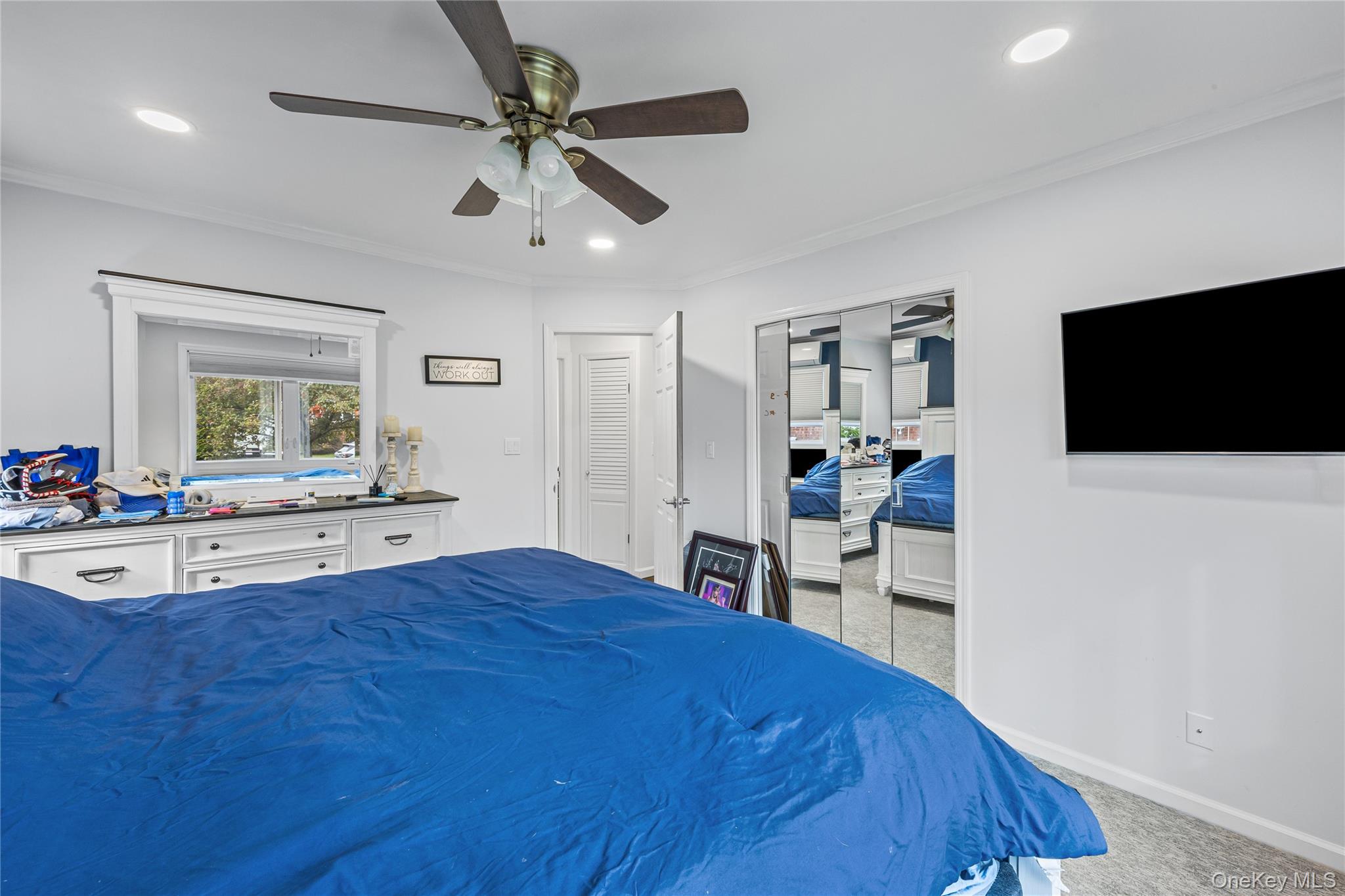 8 Ellsworth Place, East Northport, NY 11731