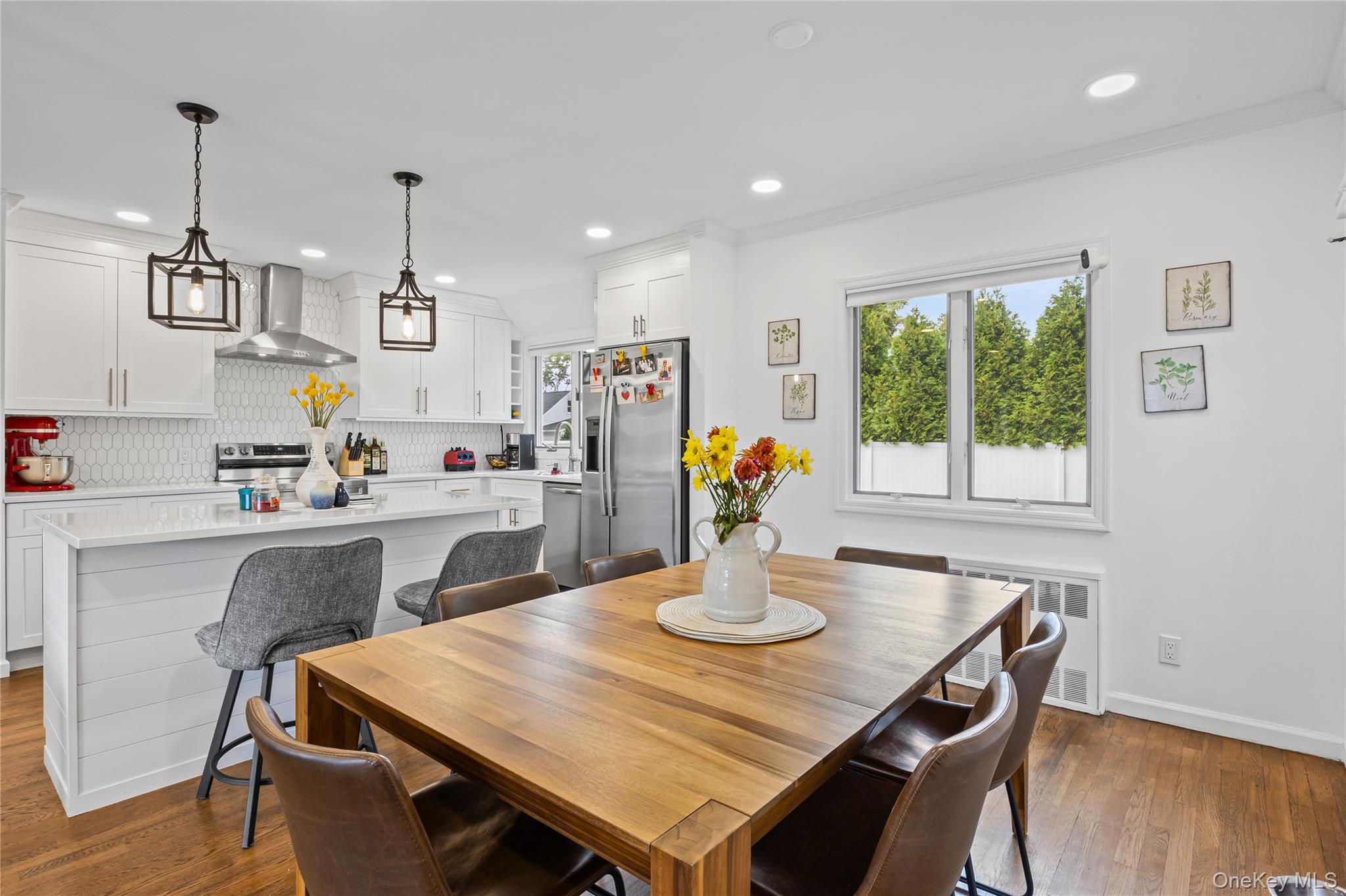 8 Ellsworth Place, East Northport, NY 11731