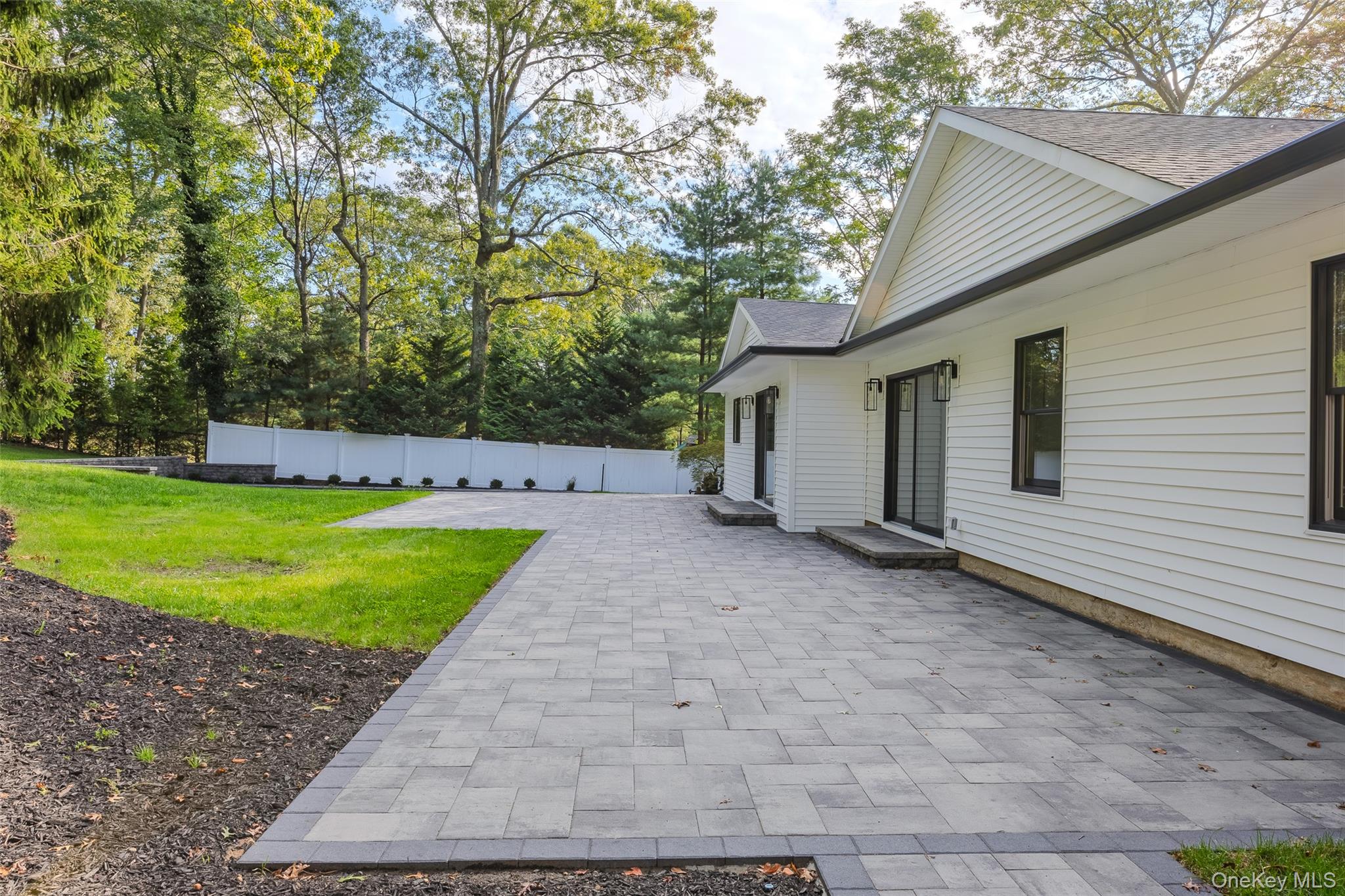 29 Seward Drive, Dix Hills, NY 11746