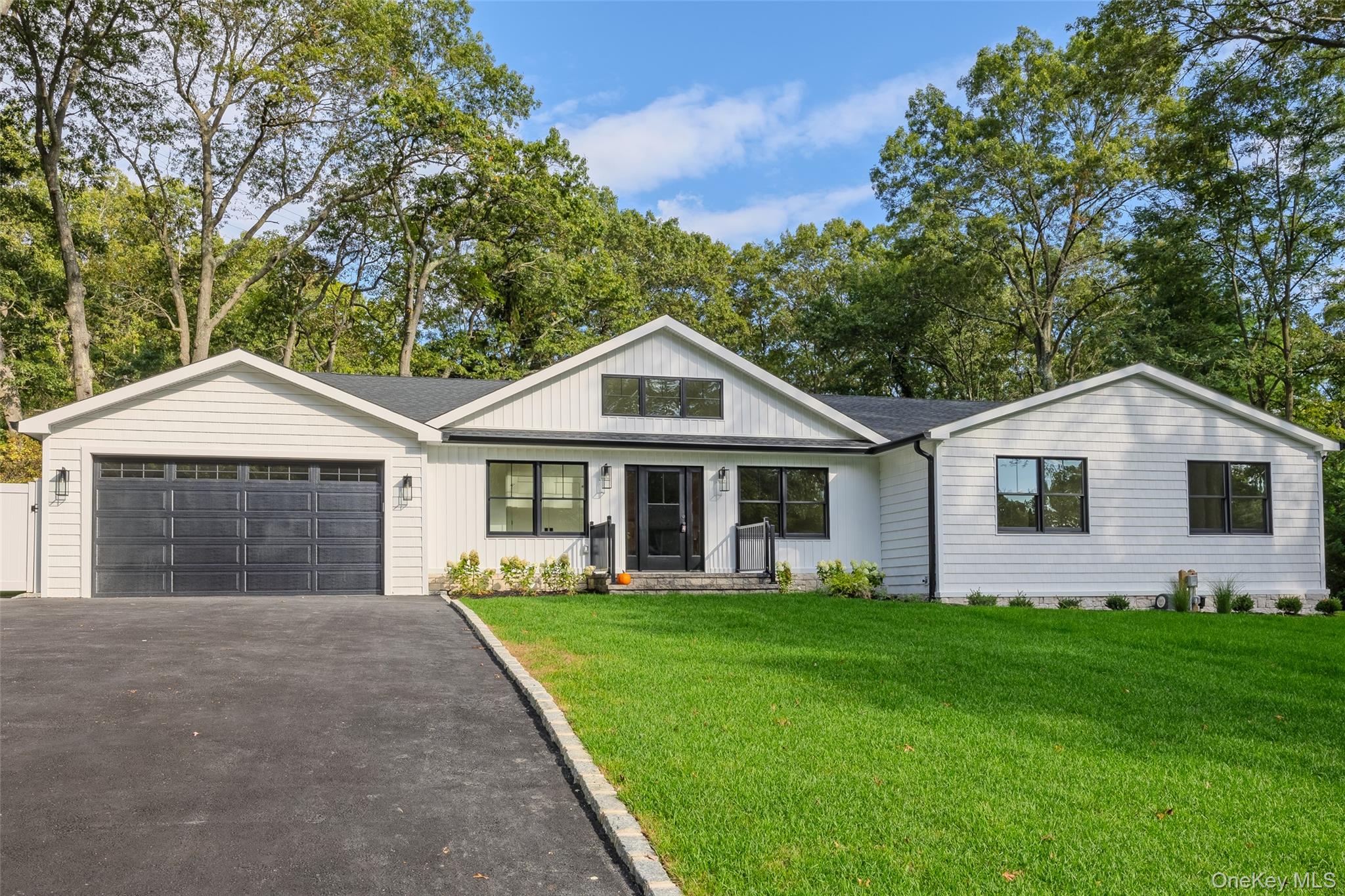 29 Seward Drive, Dix Hills, NY 11746