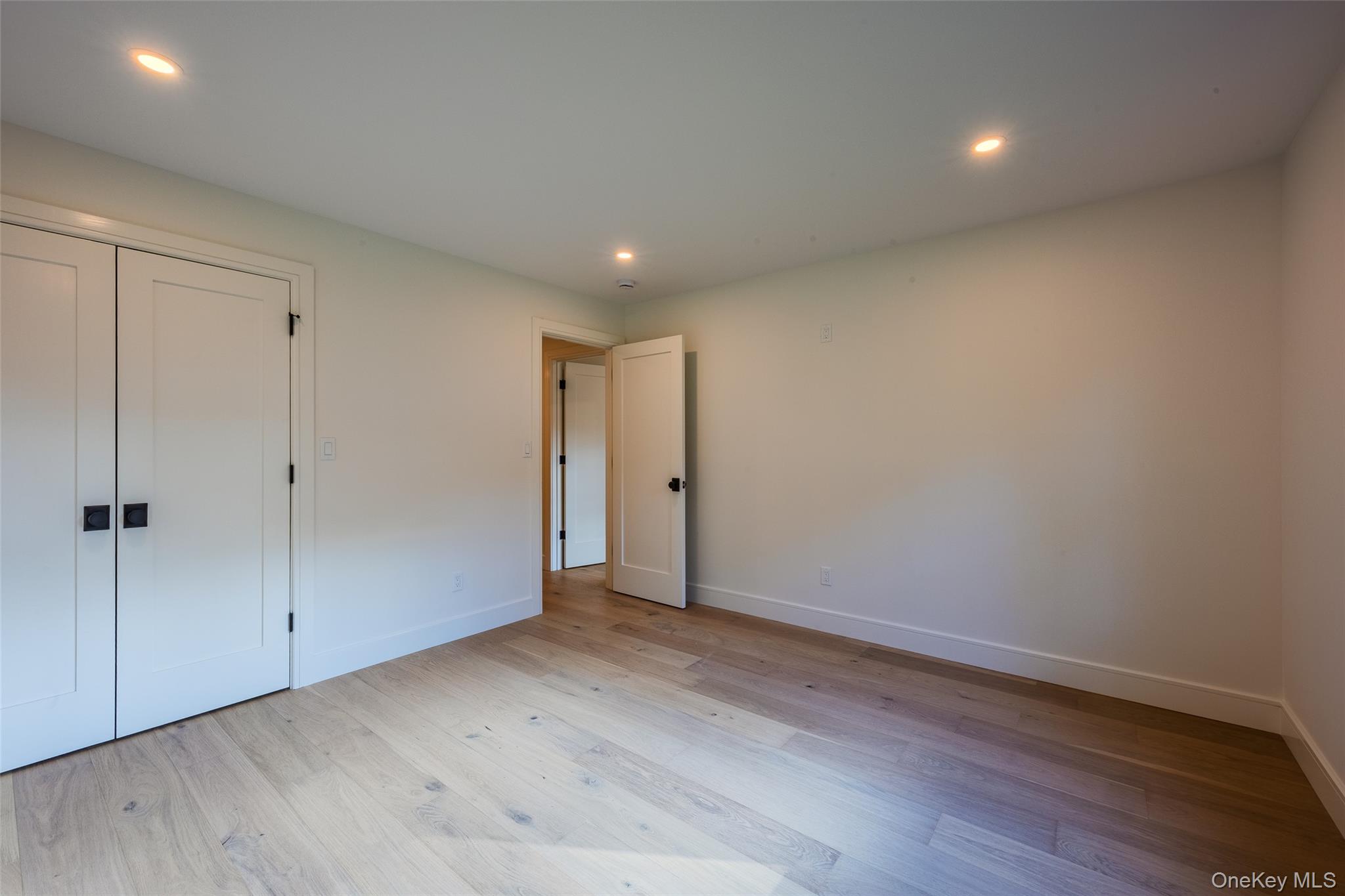 29 Seward Drive, Dix Hills, NY 11746