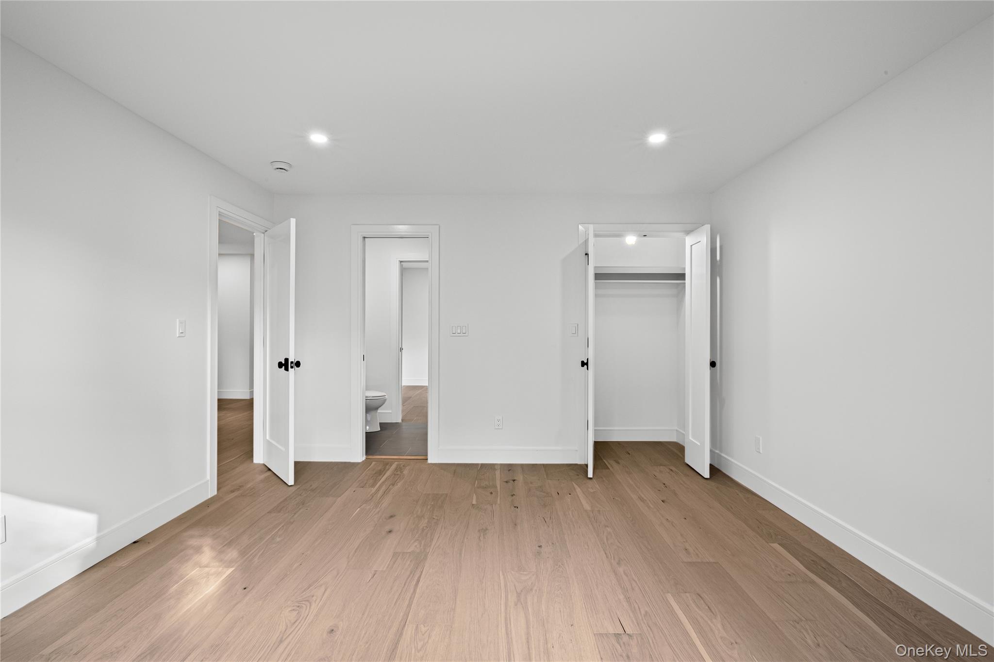 29 Seward Drive, Dix Hills, NY 11746