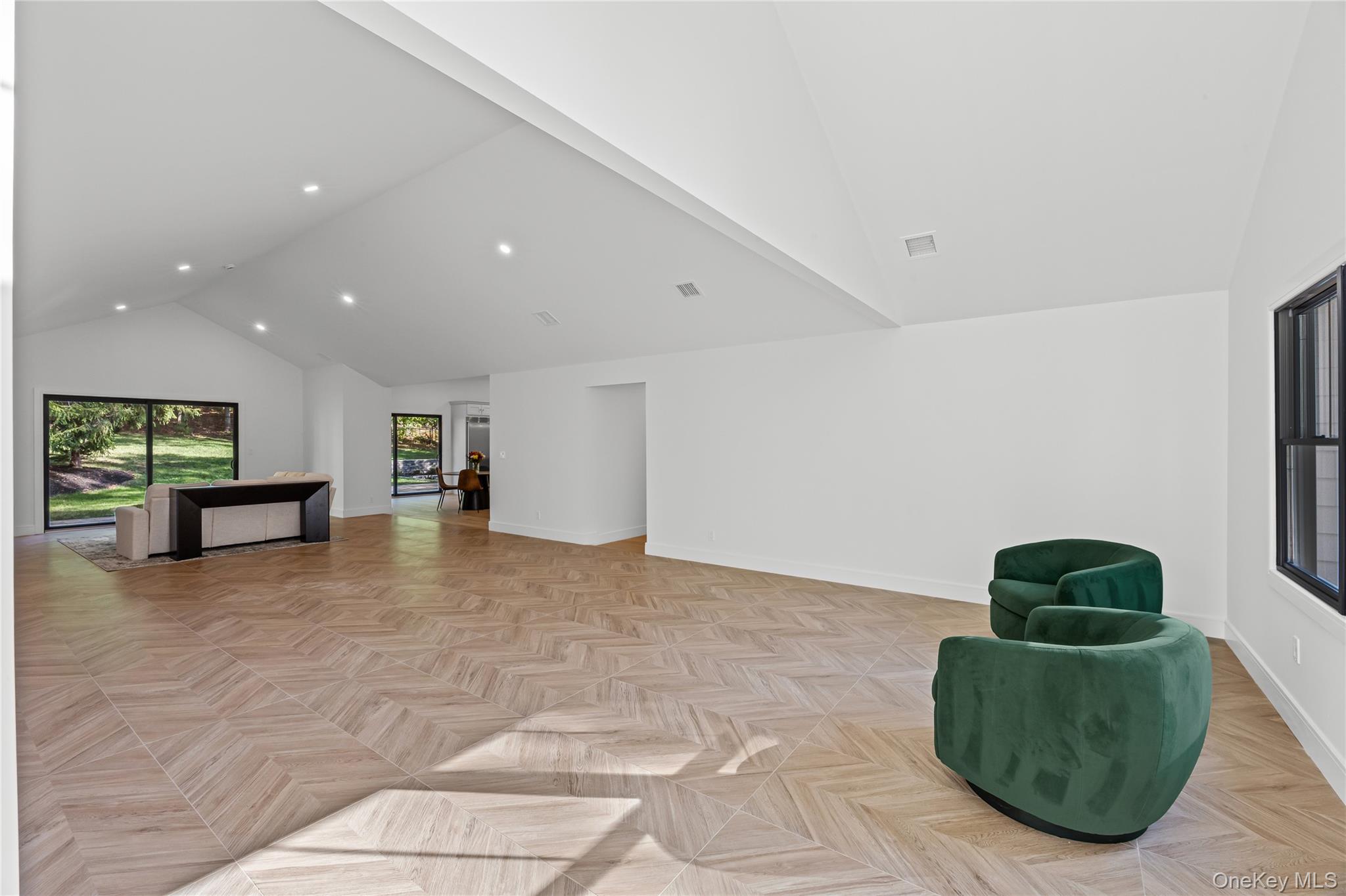 29 Seward Drive, Dix Hills, NY 11746